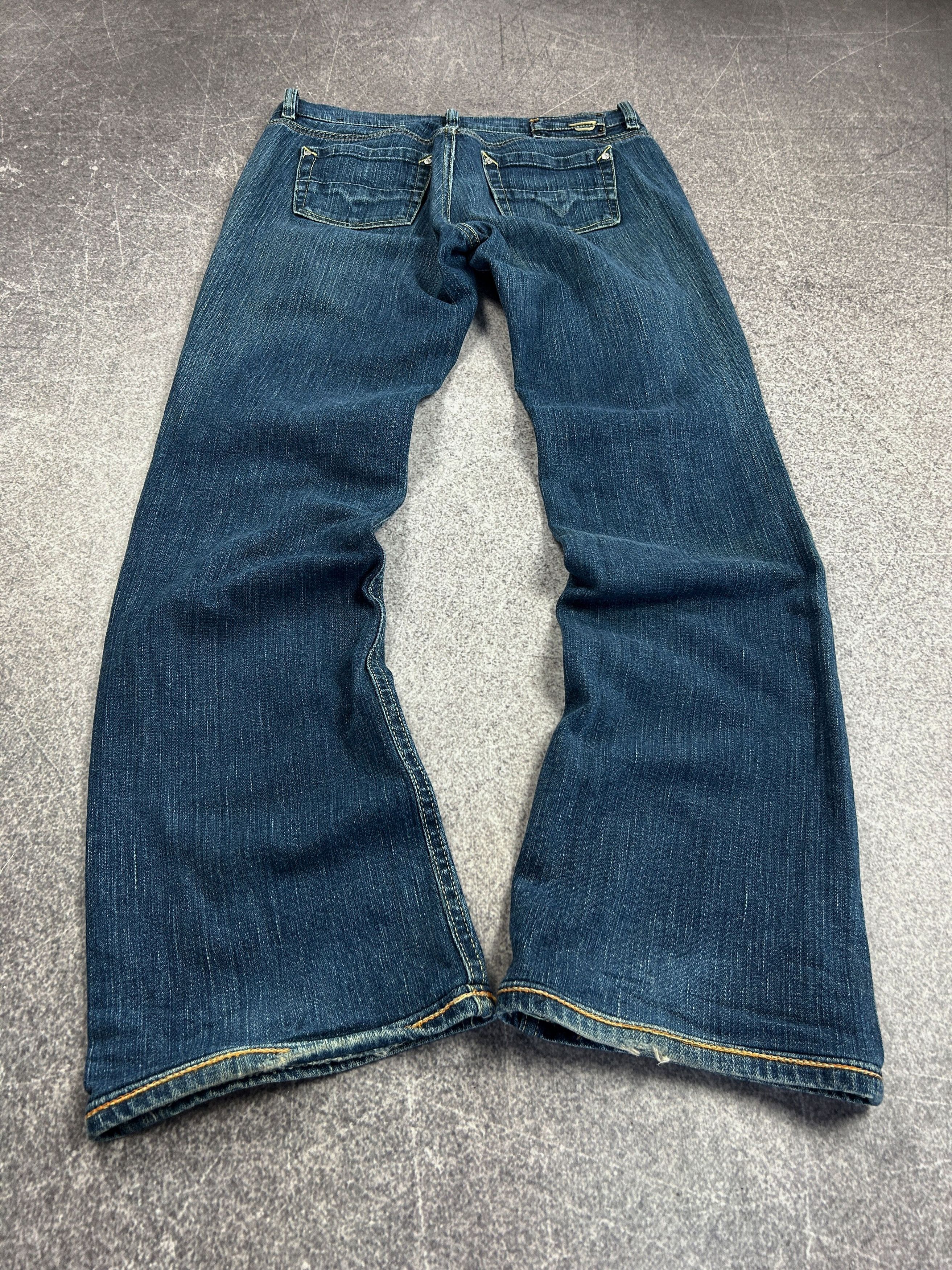Diesel VITNAGE JAPANESE BALENCIAGA STYLE WASHED DIESEL JEANS Size US 28 / EU 44 - 2 Thumbnail