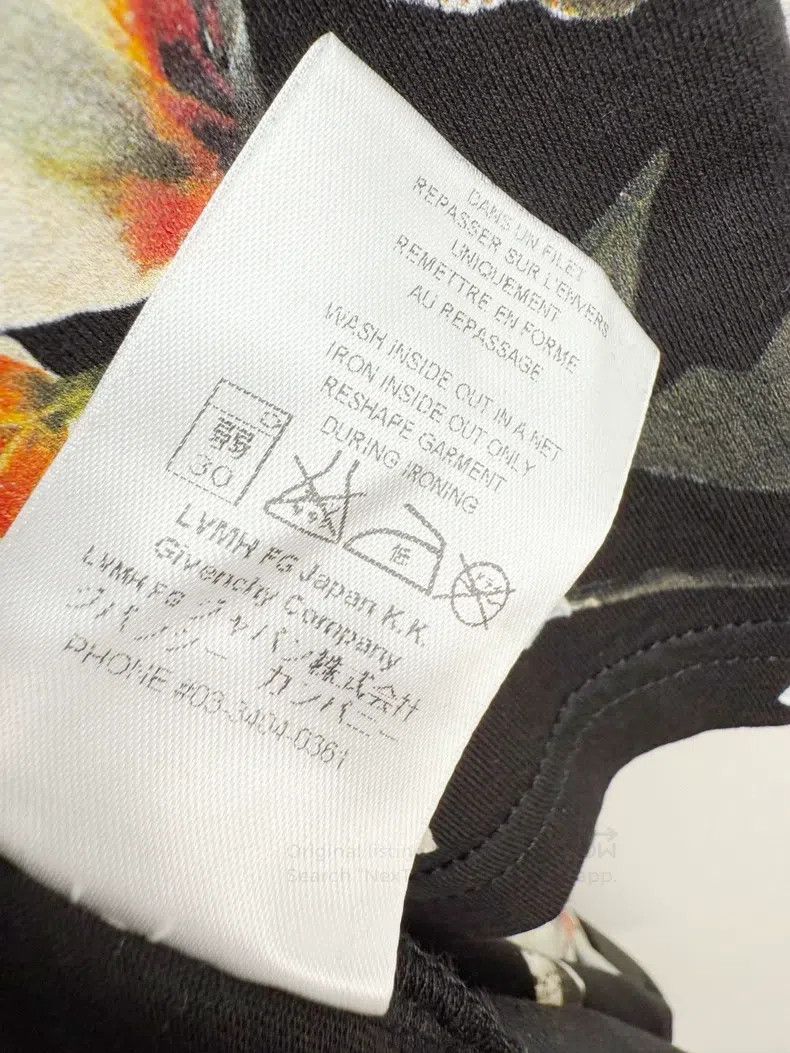 Givenchy Givenchy Short Sleeve Size US S / EU 44-46 / 1 - 5 Thumbnail