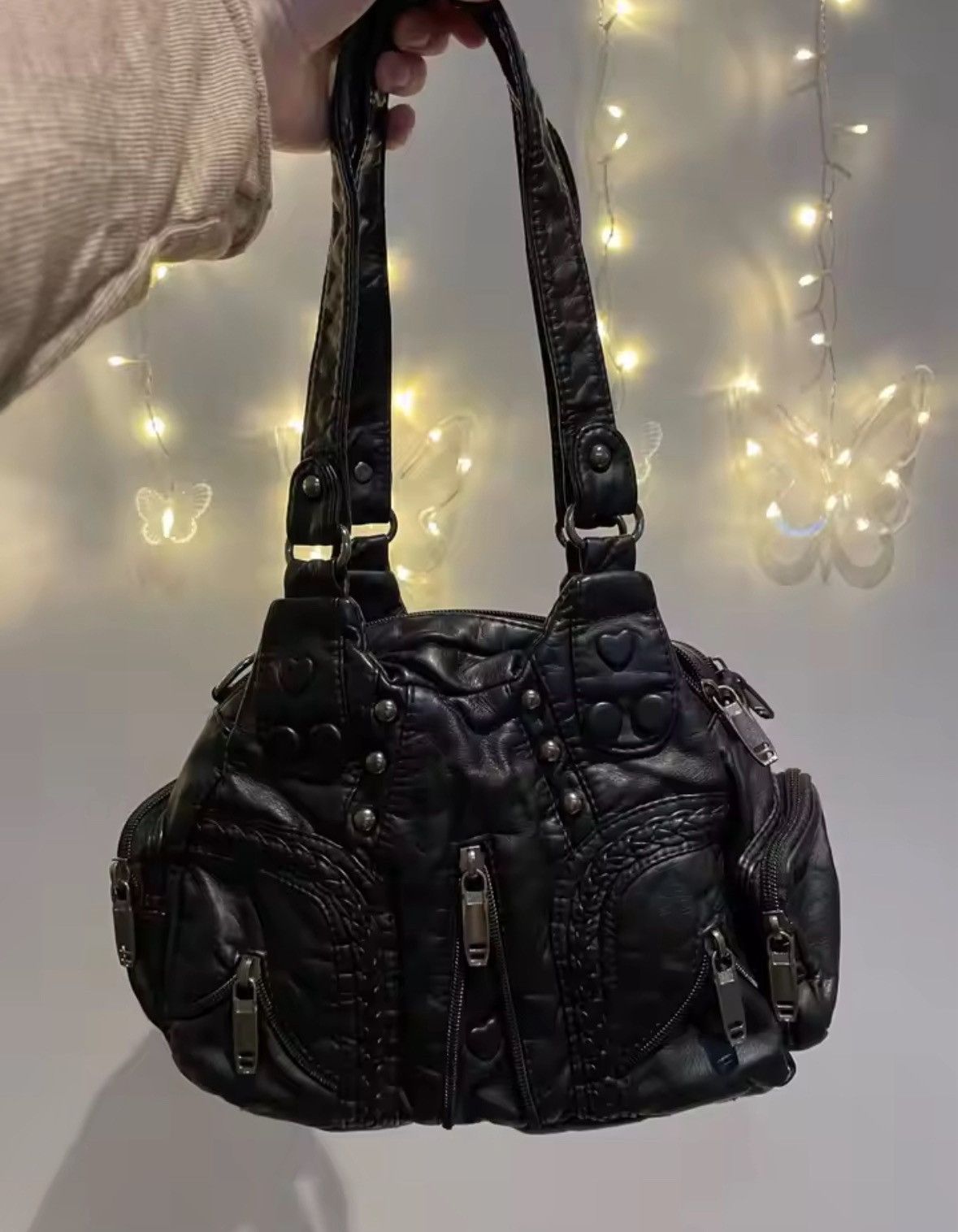 Japanese Brand Leather Tote Bag Large Capacity Rivet Motorcycle Handbag Size ONE SIZE - 4 Thumbnail