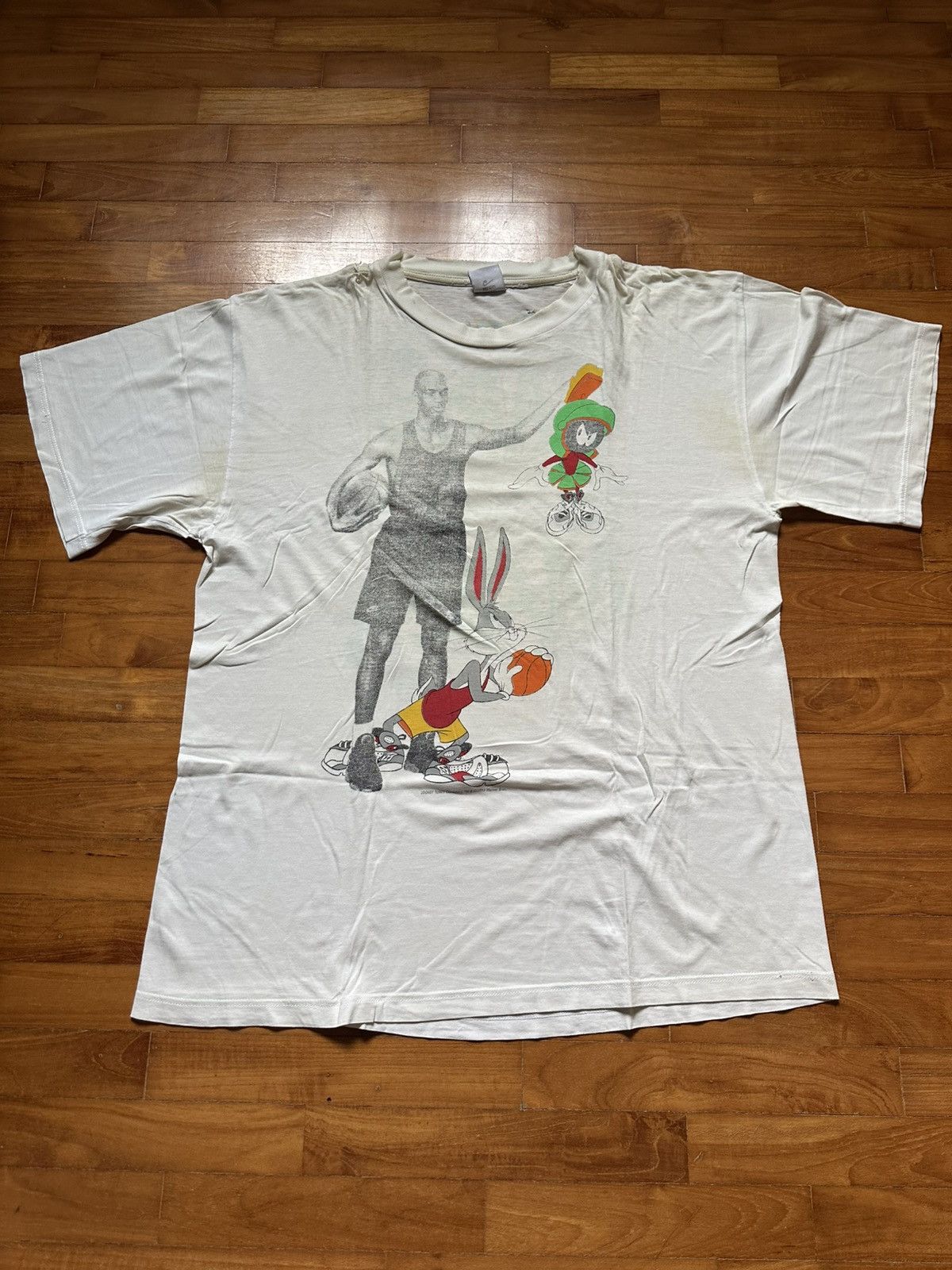 Vintage Vintage 1993 Jordan Space Jam Tee Size US L / EU 52-54 / 3 - 1 Thumbnail