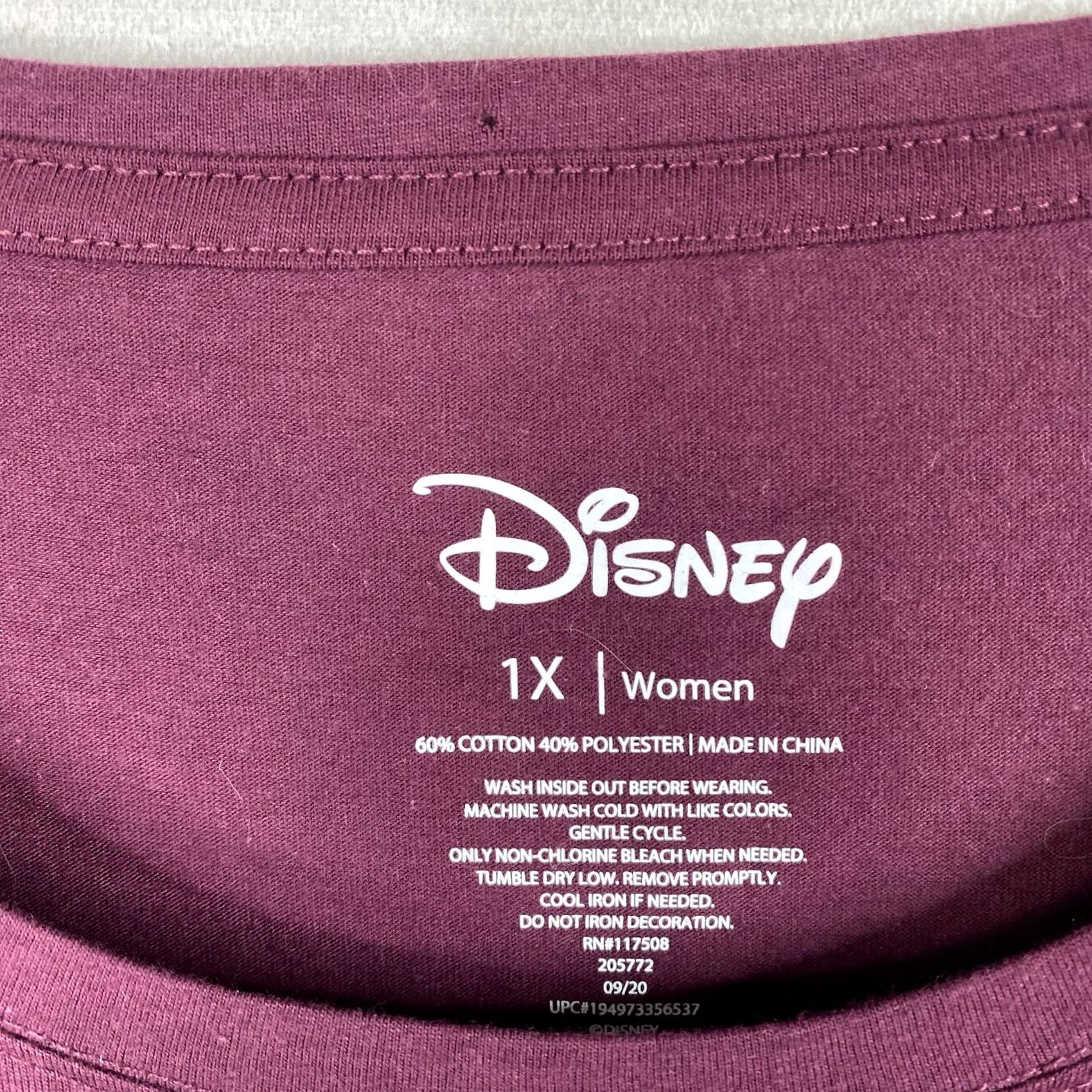 Disney Disney Shirt Womens 1X Red Short Sleeve Villains Wicked Witches Graphic Tee Size XL / US 12-14 / IT 48-50 - 2 Thumbnail
