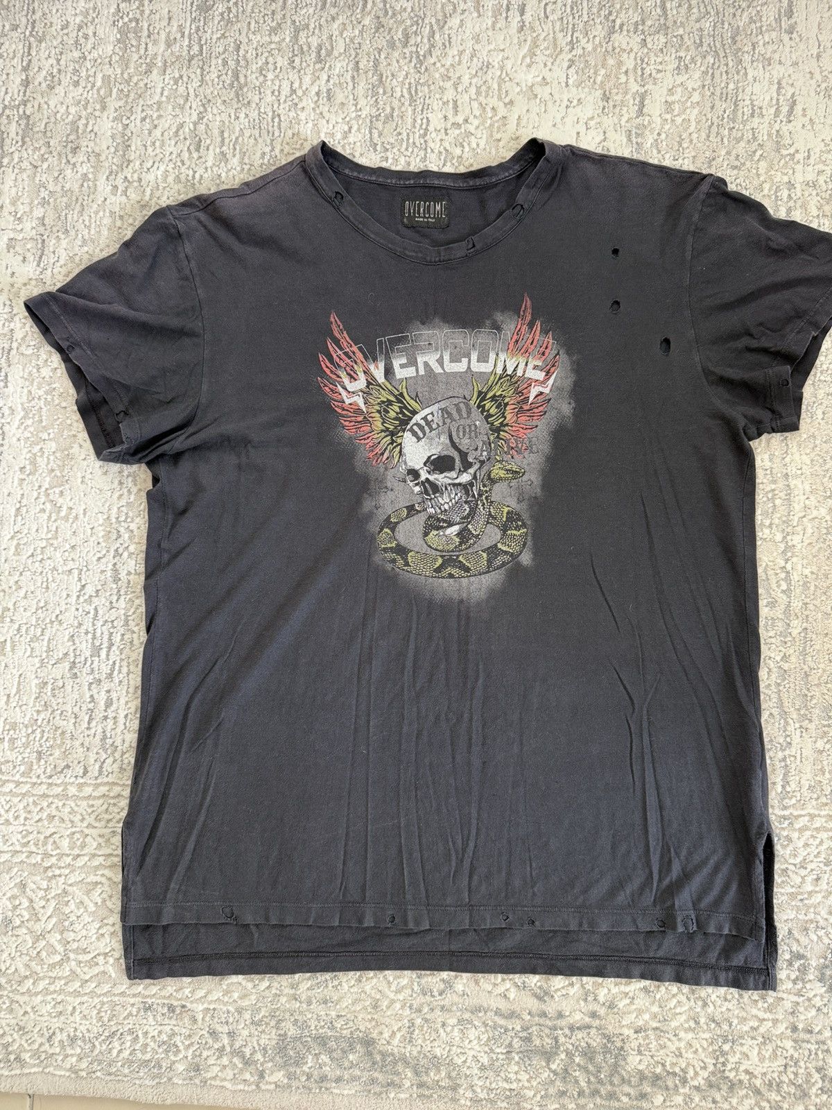 Other Scull and snakes t-shirt Size US M / EU 48-50 / 2 - 1 Thumbnail