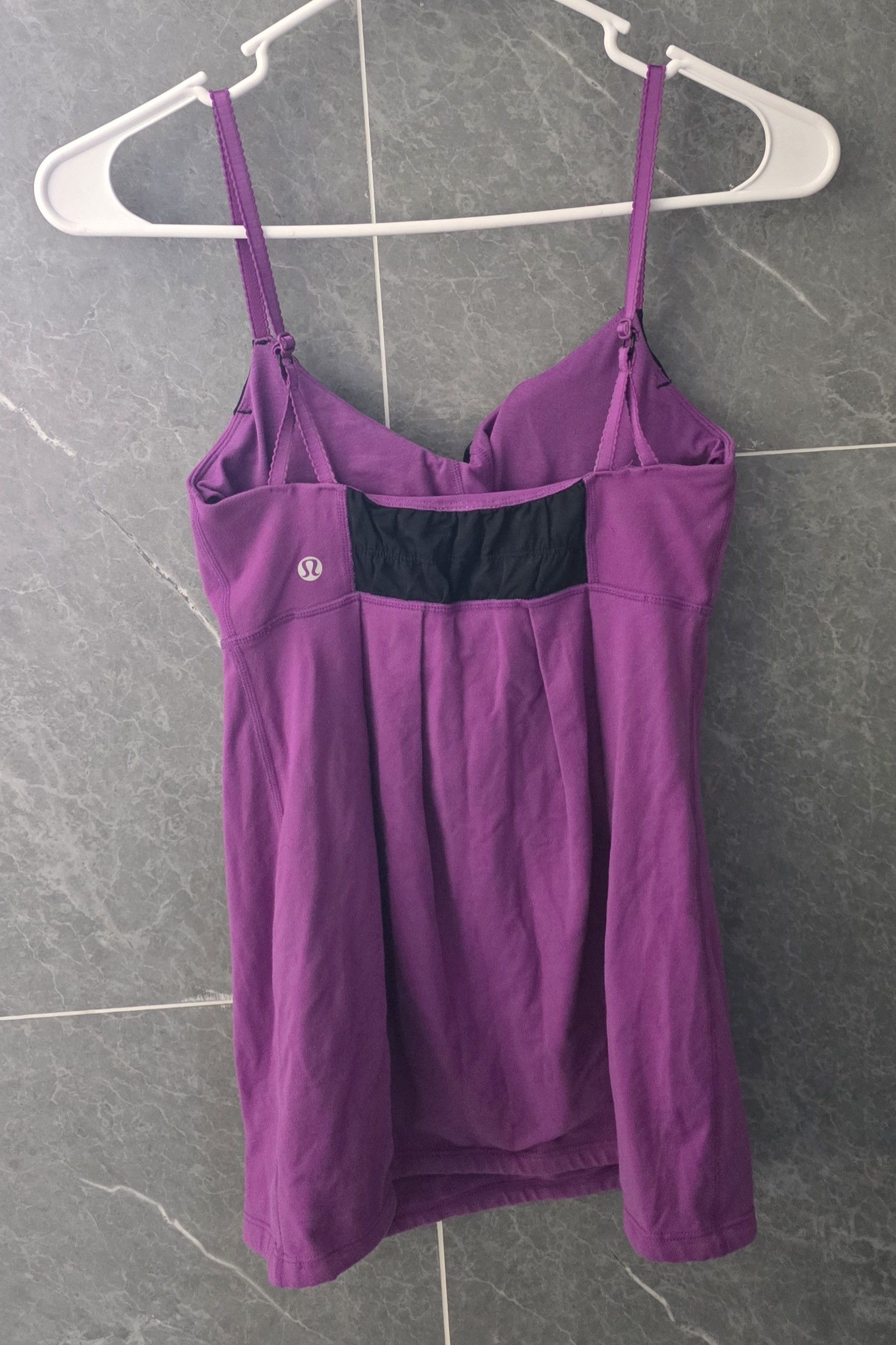 Lululemon Lululemon Yogi Dance Tank Top Purple Black Ruched Size 4 Size S / US 4 / IT 40 - 2 Thumbnail
