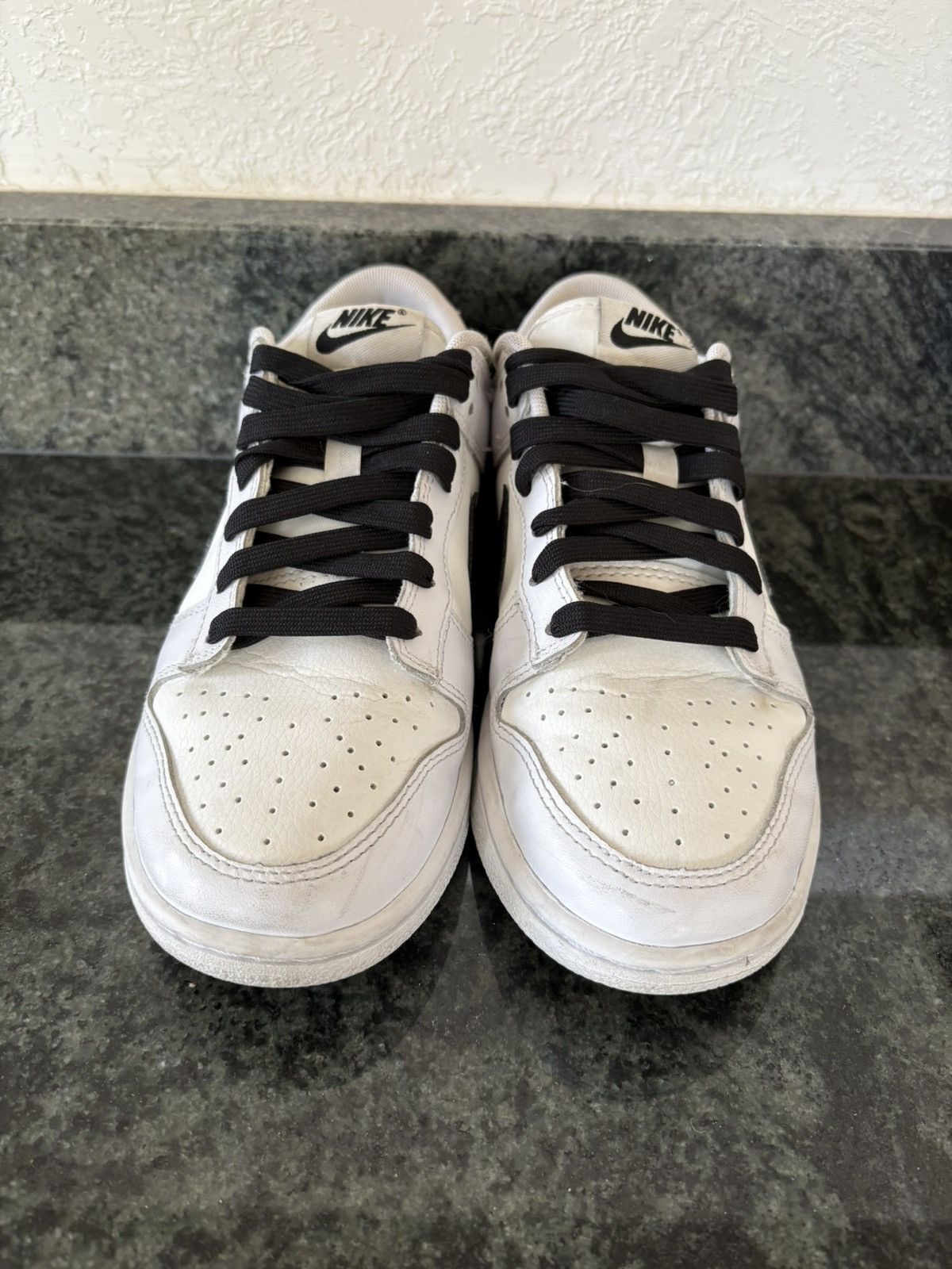 Nike Reverse Panda Dunks | Size 6 | Pre-Owned Size US 6 / EU 39 - 5 Thumbnail