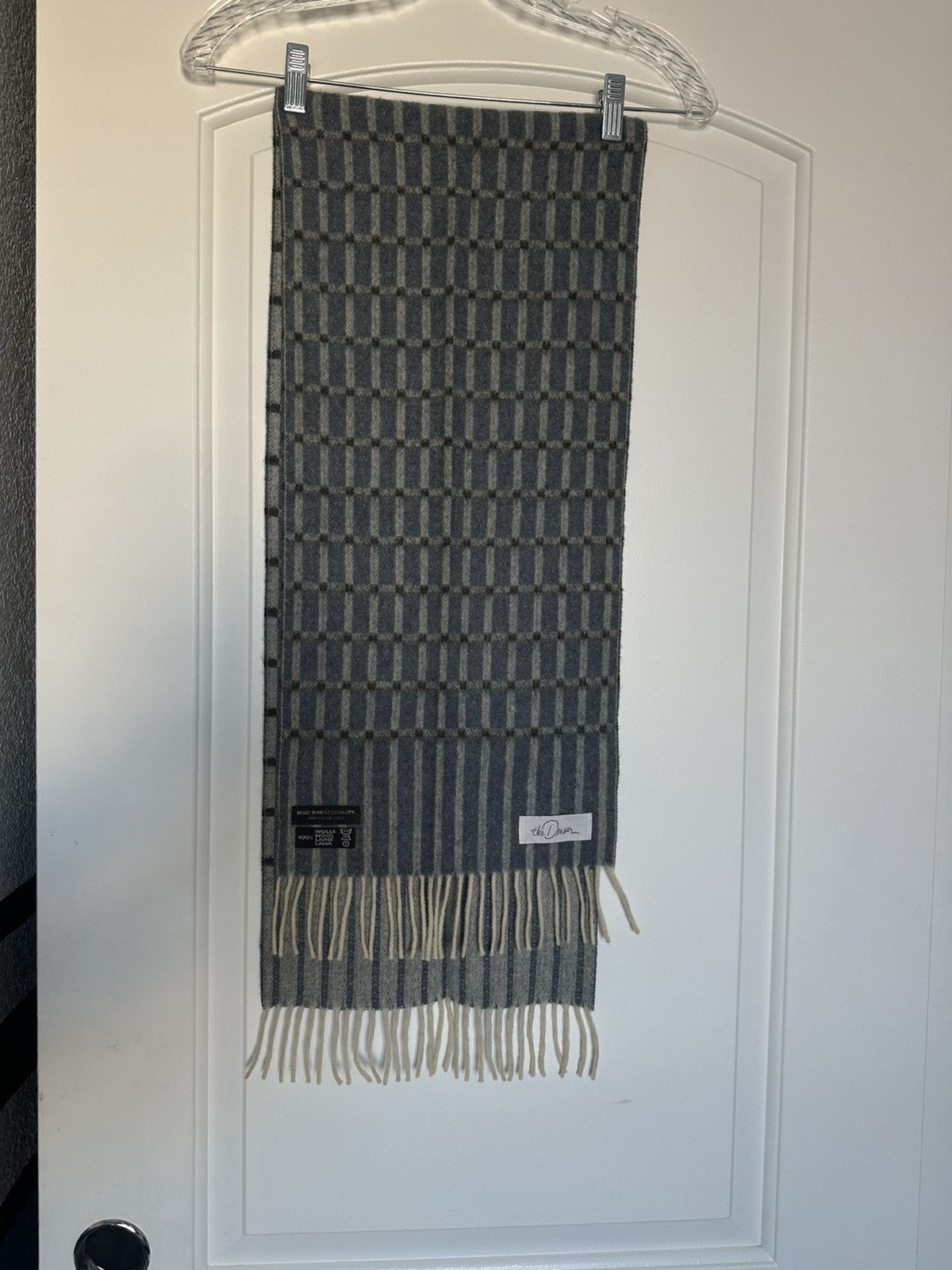 Other Vintage 100% Wool Scarf Made in West Germany Gray Stripe Size ONE SIZE - 4 Thumbnail