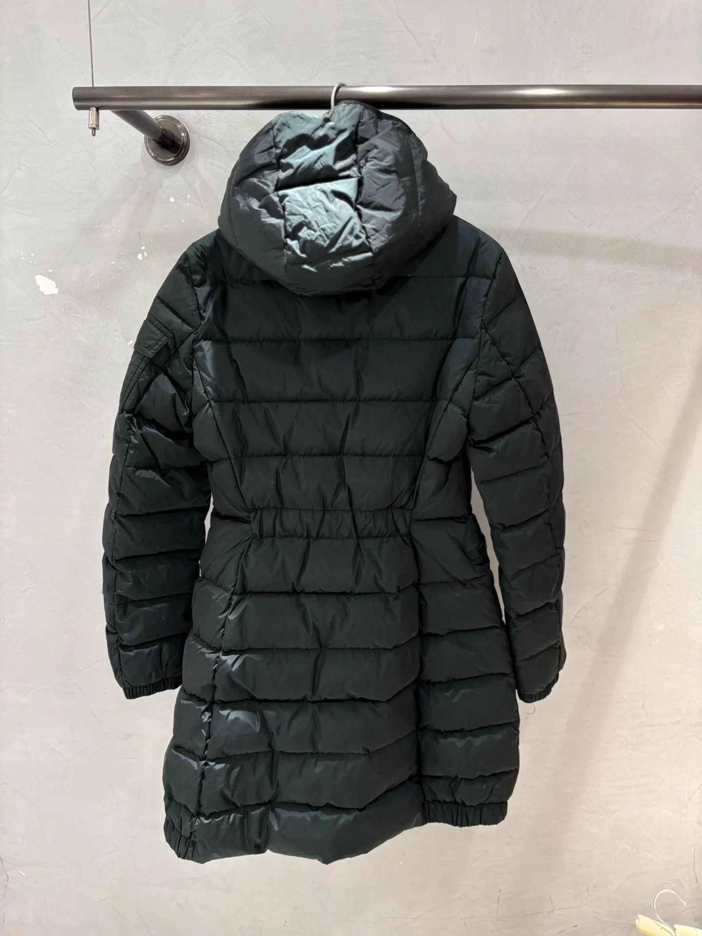 Moncler Moncler Army Green cinched waist hooded puffer 1 Size S / US 4 / IT 40 - 4 Thumbnail