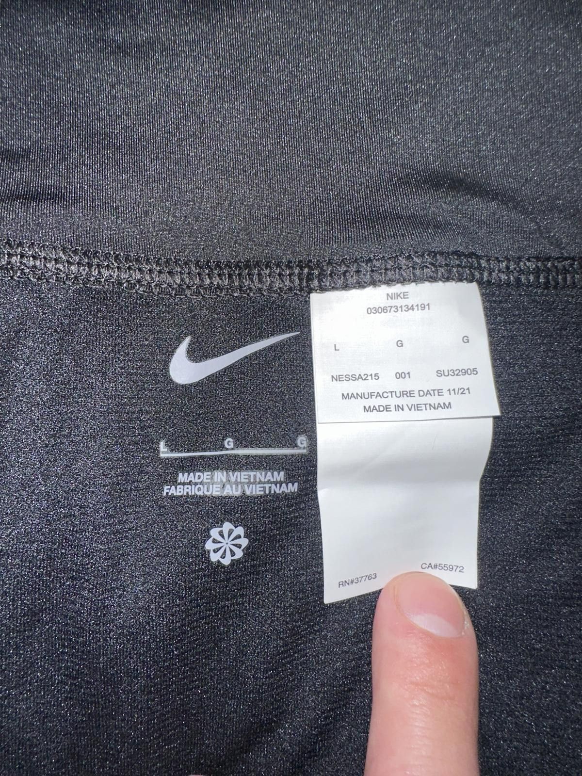 Nike Nike Essential Women's High-Waisted Swim Bottoms Size ONE SIZE - 5 Thumbnail