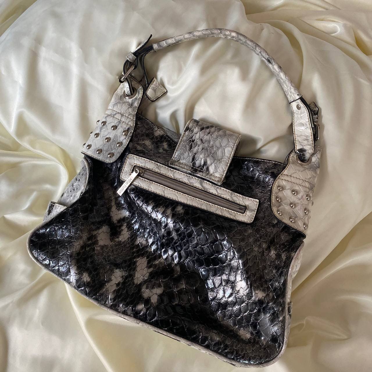 Vintage Vintage silver leather shoulder bag Size ONE SIZE - 5 Thumbnail