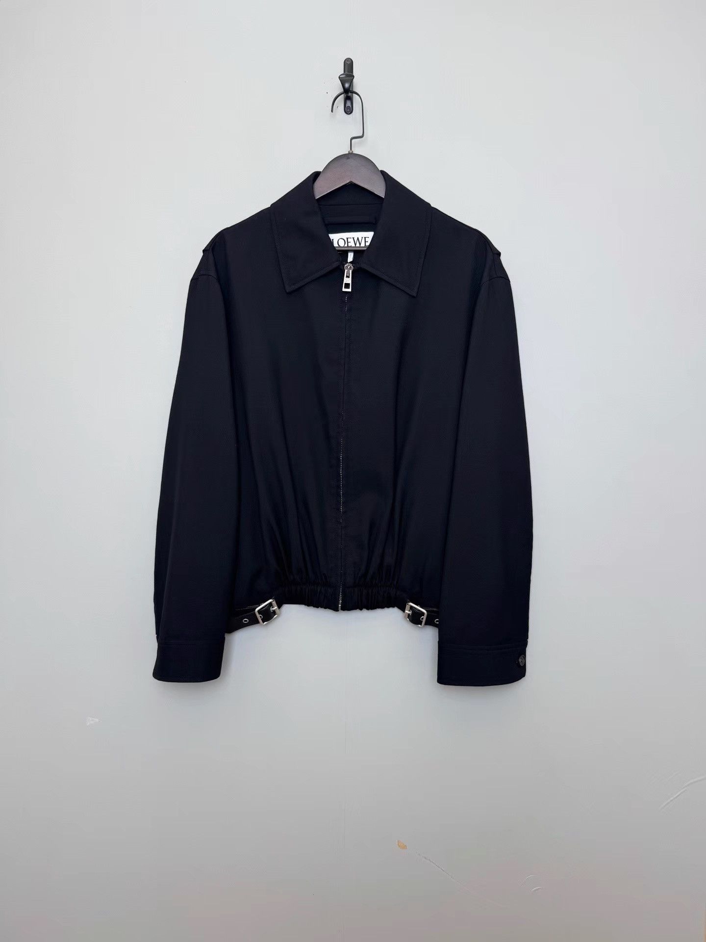 Loewe LOEWE FW25 Wool Belted Silk Jacket K36 Size US S / EU 44-46 / 1 - 1 Thumbnail