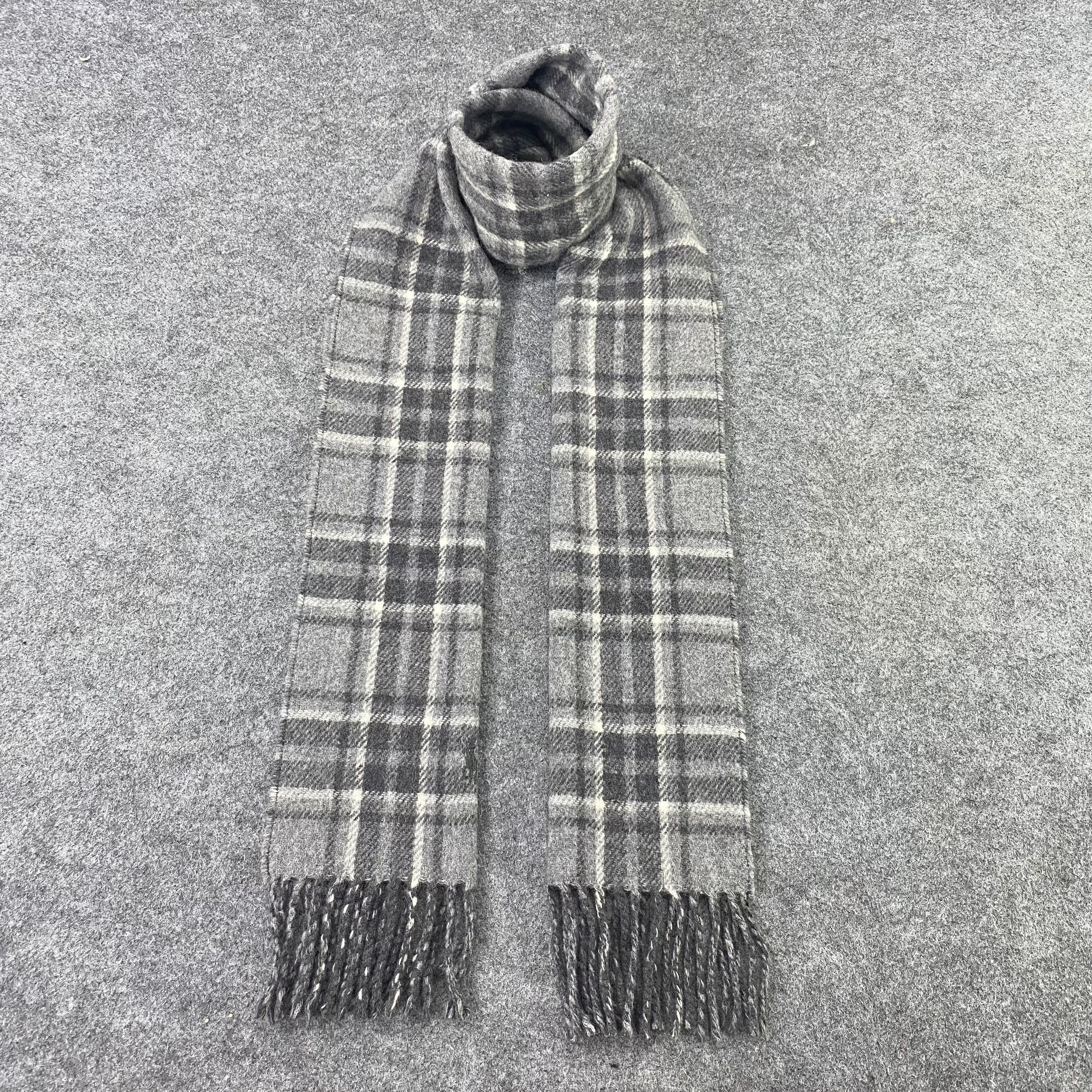 Polo Ralph Lauren Polo Ralph Lauren Scarf/Muffler/Neckwear -T1072 Size ONE SIZE - 1 Thumbnail