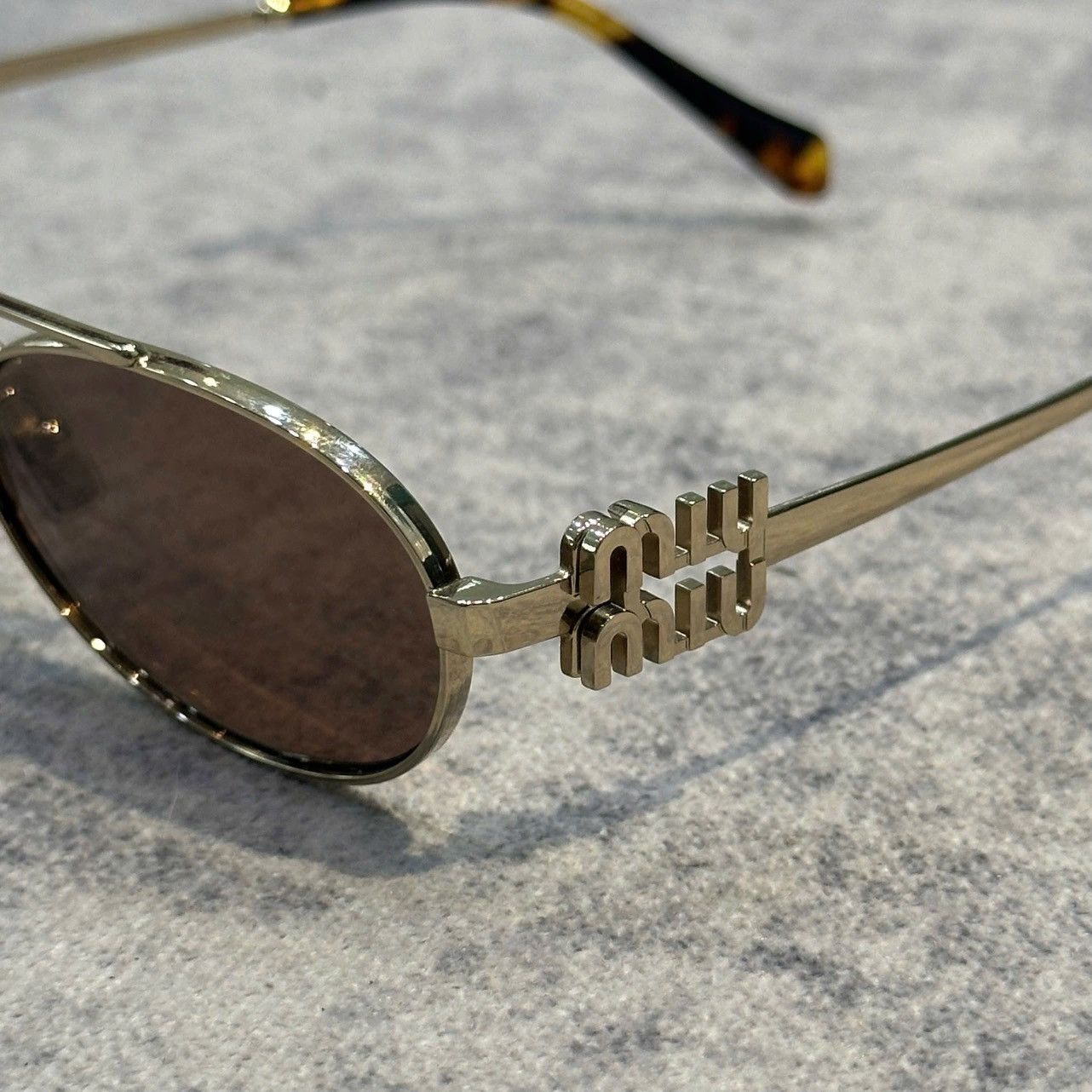 Miu Miu MIU MIU 0MU 54ZS ZVN70D Size ONE SIZE - 2 Thumbnail