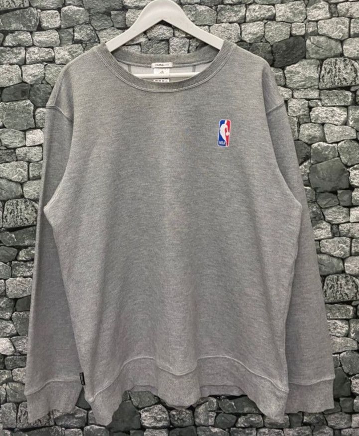 Adidas Vintage Adidas Climate NBA Sweatshirt Size US L / EU 52-54 / 3 - 1 Thumbnail