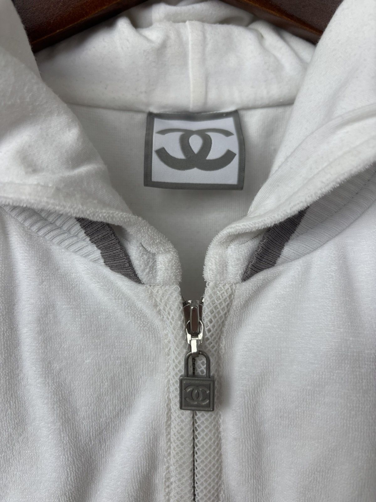 Chanel Chanel Sport Logo Zip Hoodie Size S / US 4 / IT 40 - 7 Thumbnail