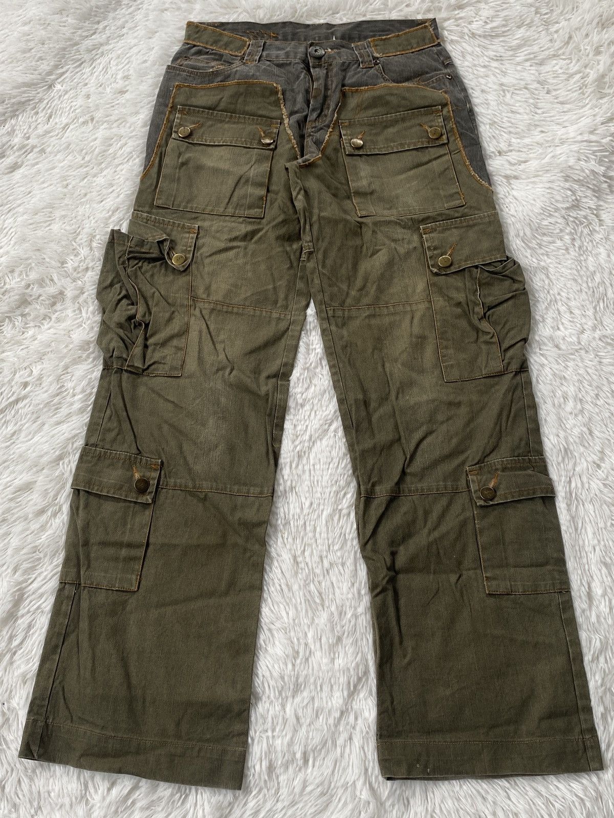 Japanese Brand 🔥Rare🔥Unexpeted Bushpant Cargo pant Multipocket Size US 28 / EU 44 - 2 Thumbnail