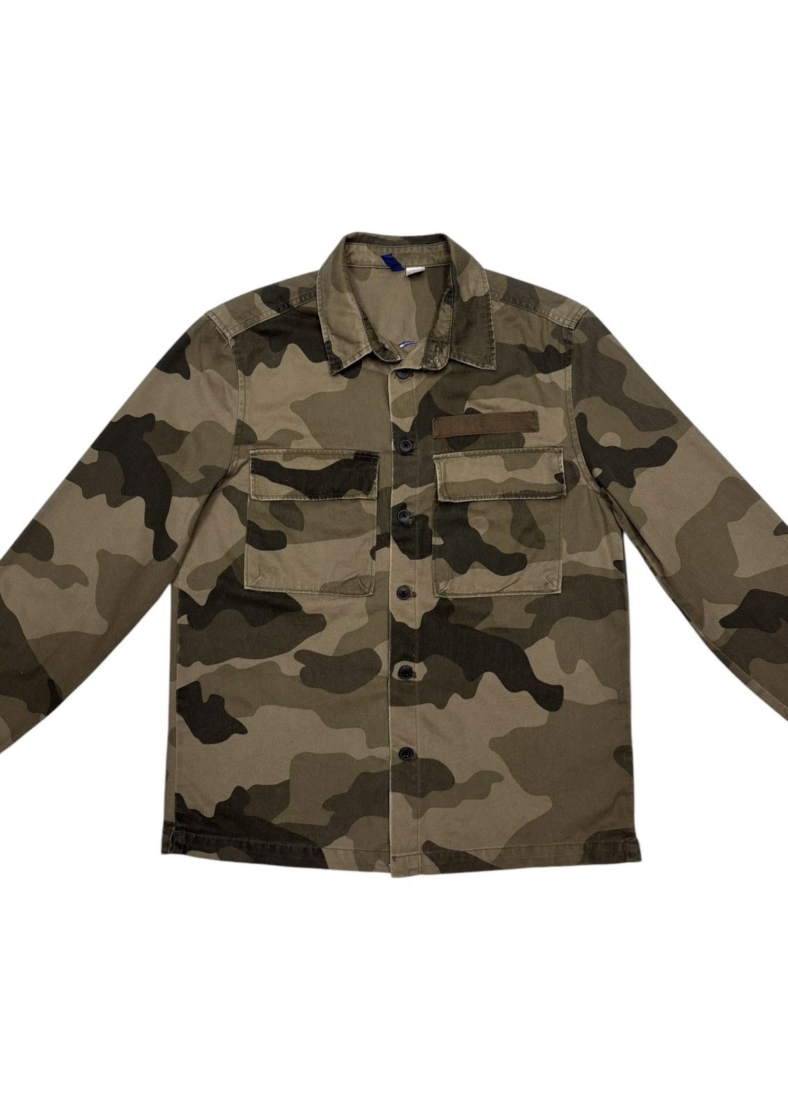 Divided × H&M VINTAGE CAMO PATTERN GOTHIC TEXT UTILITY JACKET CHROME STYLE Size US S / EU 44-46 / 1 - 11 Thumbnail
