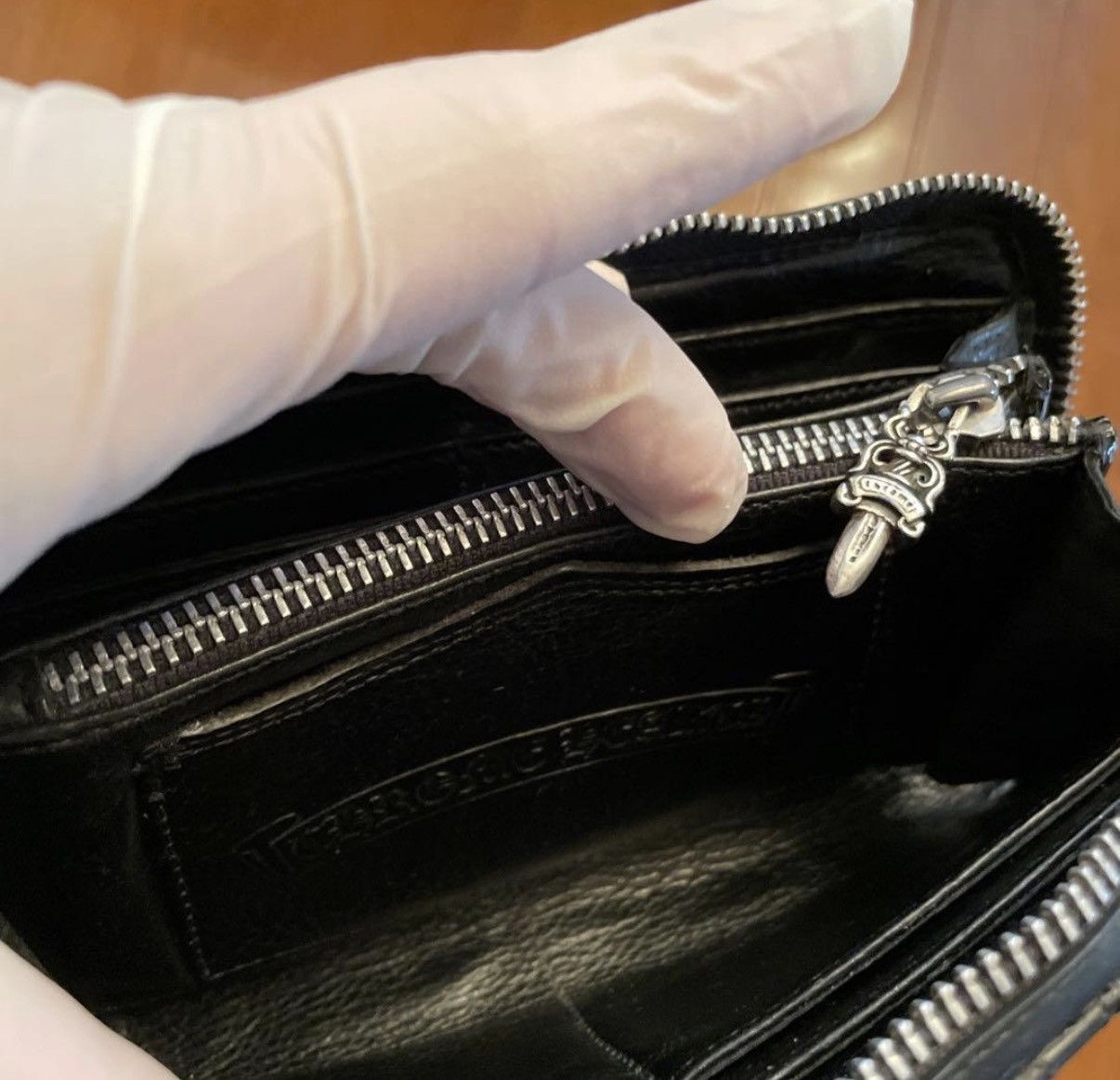 Chrome Hearts Chrome Hearts cemetery cross leather patch wallet Size ONE SIZE - 7 Thumbnail