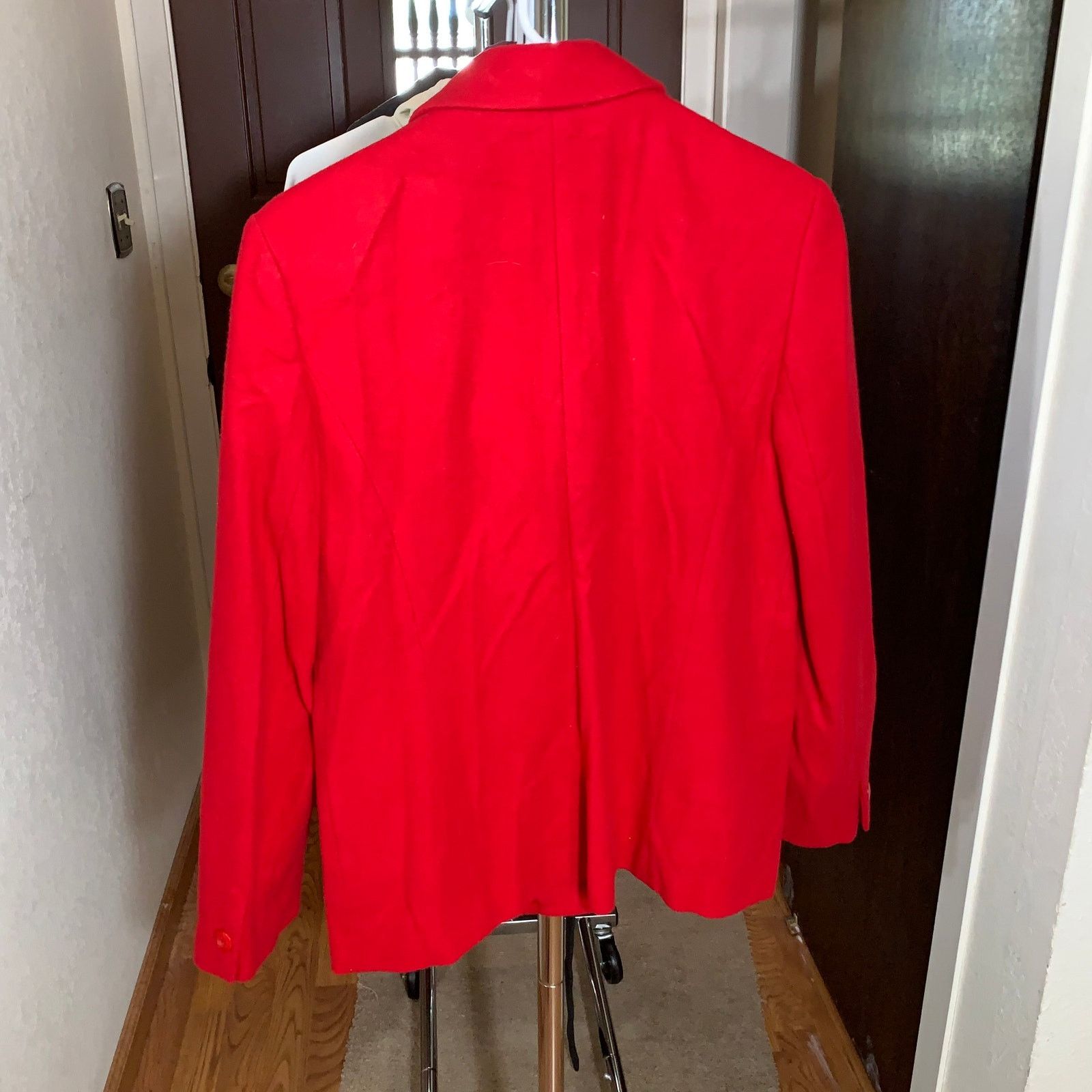 Other Library Women's Red Jacket (Wool/Cashmere) Size 6 Size US S / EU 44-46 / 1 - 9 Thumbnail
