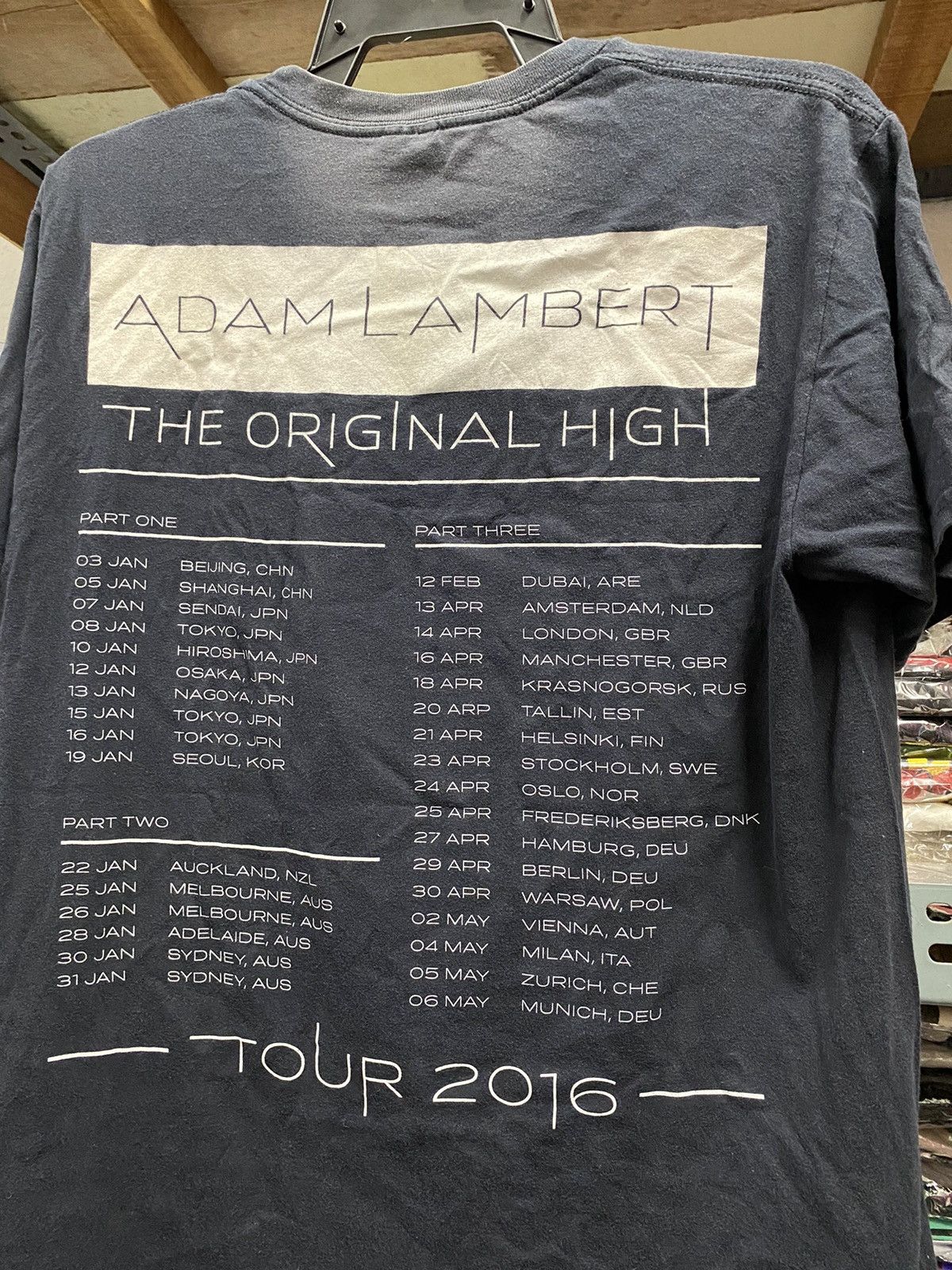 Band Tees ADAM LAMBERT THE ORIGINAL HIGH TOUR 2016 Size US L / EU 52-54 / 3 - 3 Thumbnail