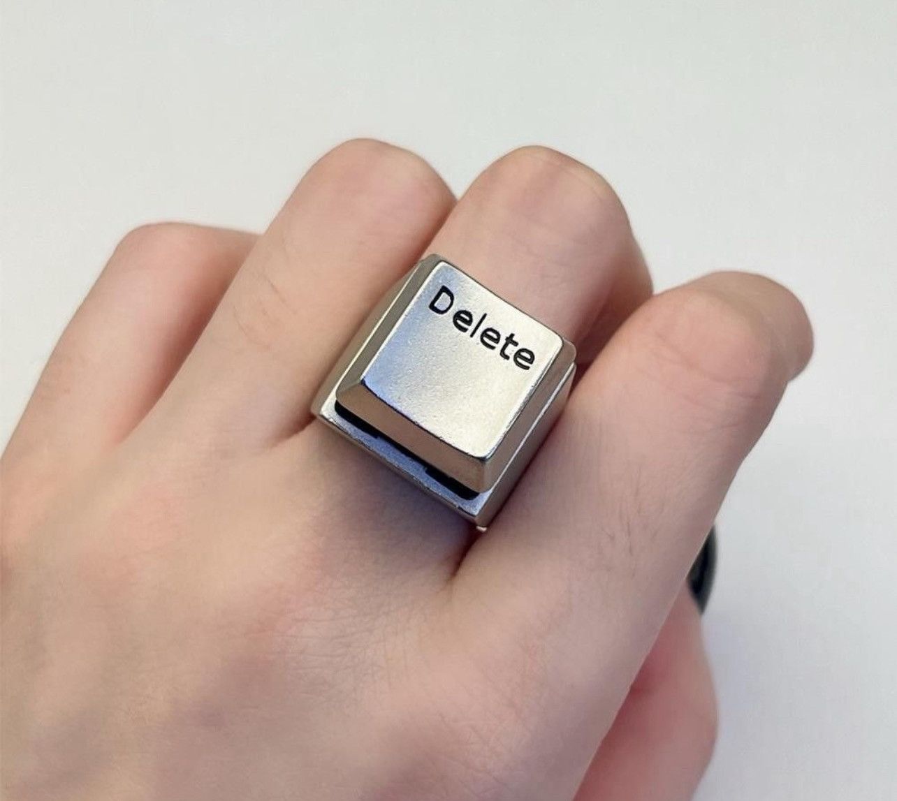 Other Y2k delete Ring Size ONE SIZE - 1 Thumbnail