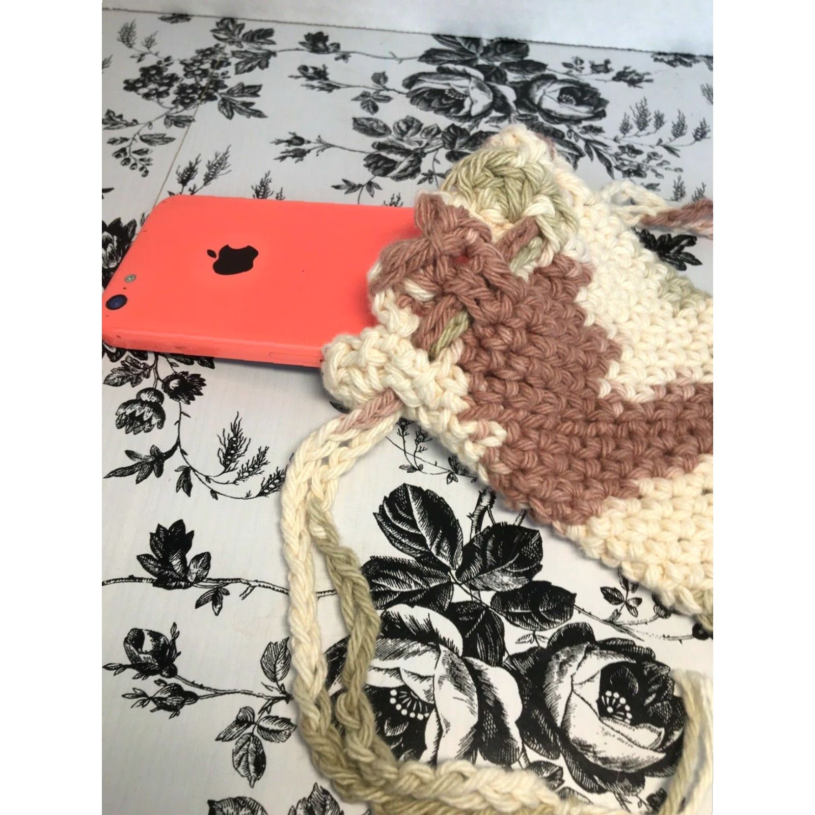 Greats Handmade Crochet Small Bag Great For Cellphone Money Keys Pouch Size ONE SIZE - 4 Thumbnail