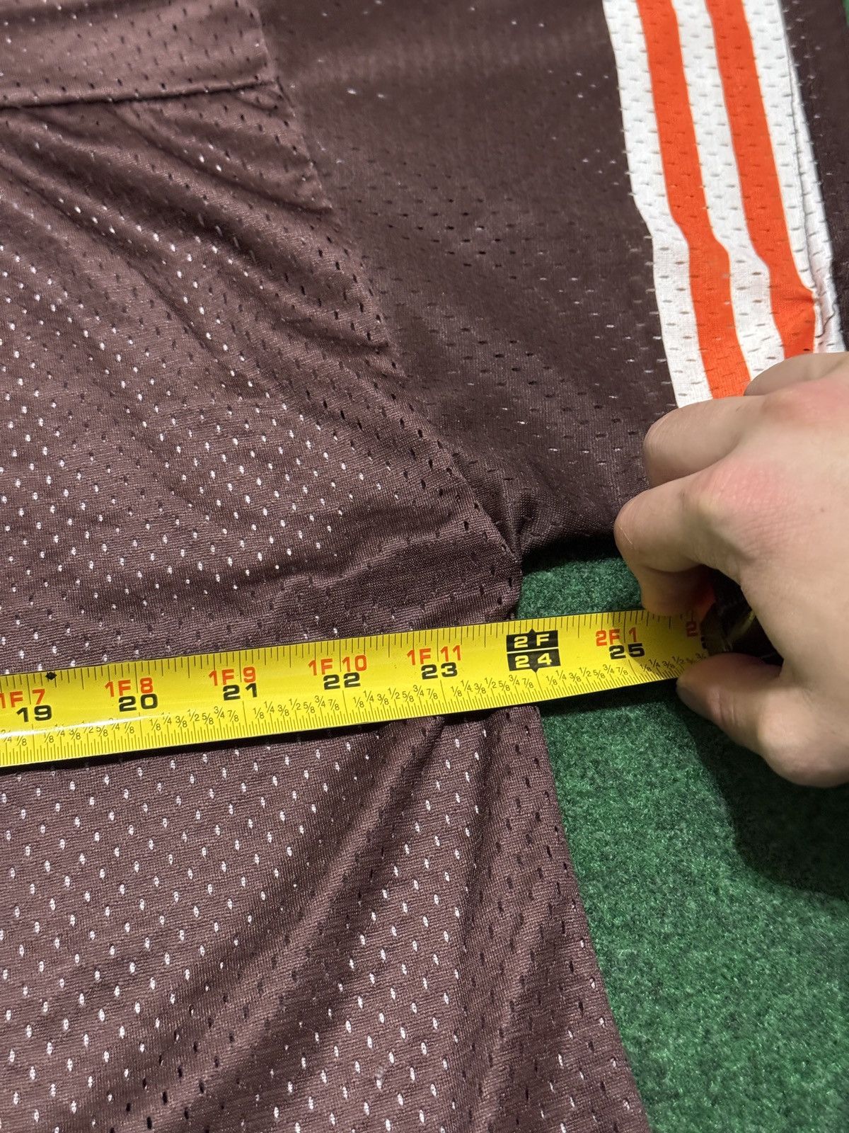 Wilson Vintage Cleveland Browns 80s 90s Wilson Cropped Boxy Jersey Size US XL / EU 56 / 4 - 6 Thumbnail