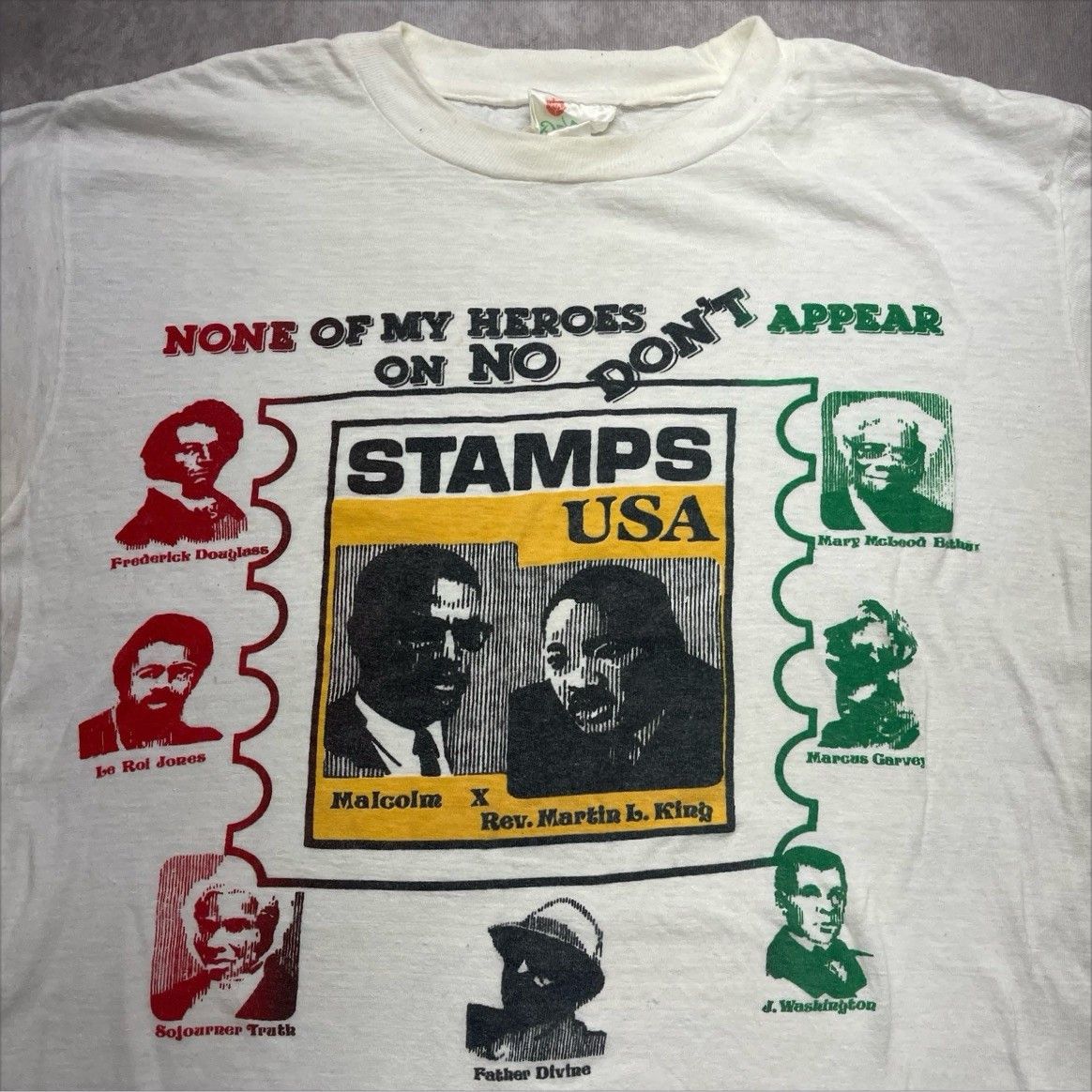 Vtg 90s Black Heroes Stamp T-Shirt Malcolm X MLK Douglass Ga
