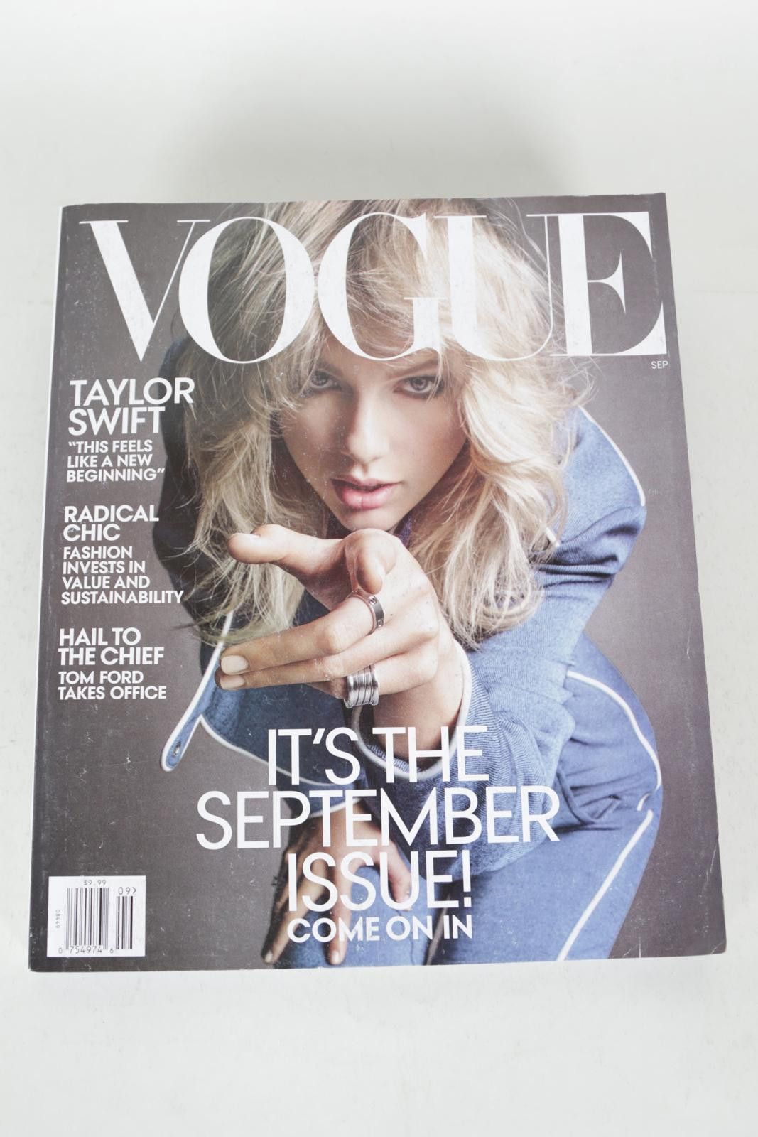 Vogue 2019' Vogue September Taylor Swift Magazine Size ONE SIZE - 1 Thumbnail