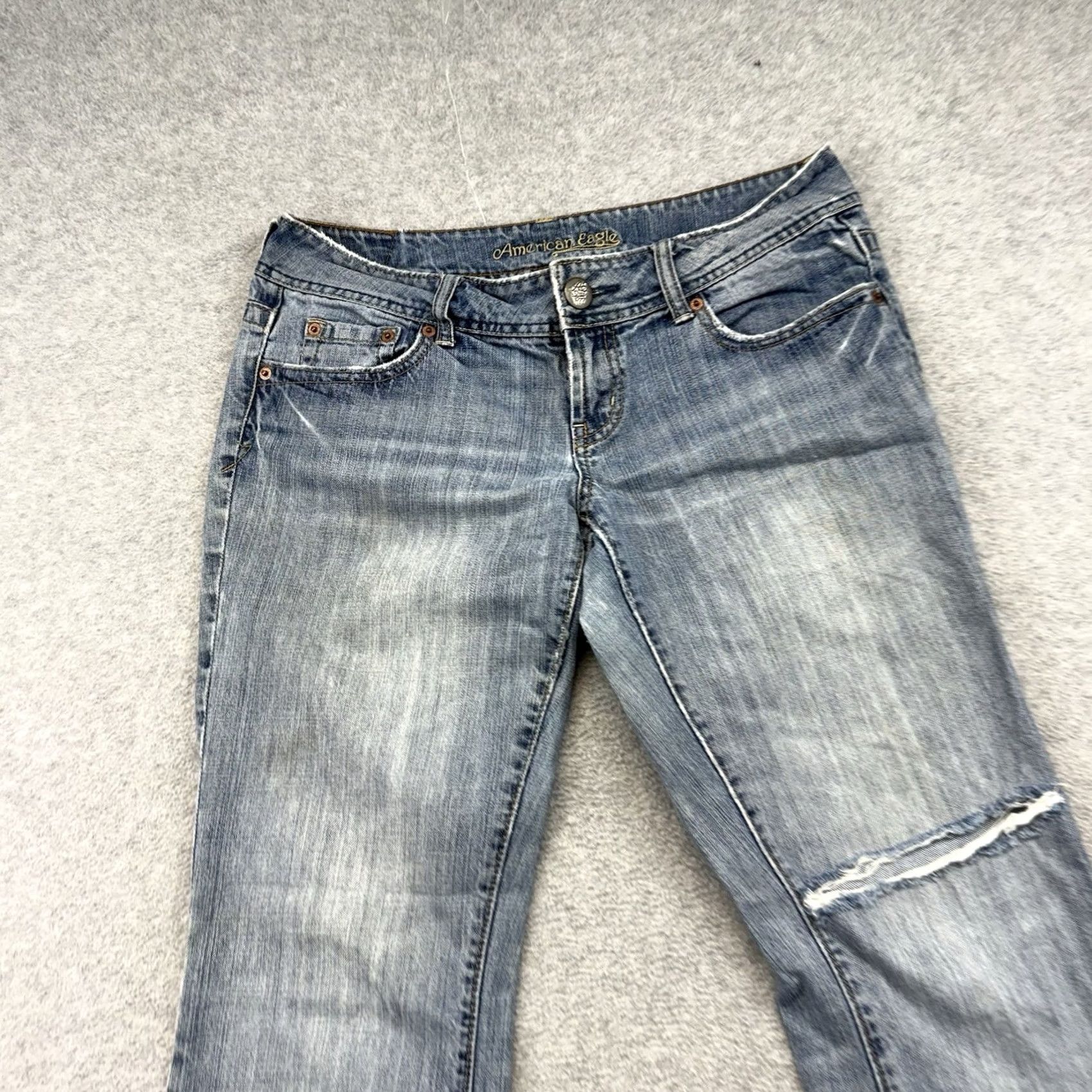 American Eagle Outfitters American Eagle Jeans Flared Distressed Size 8 Regular Blue 00s Women Size 30" / US 8 / IT 44 - 3 Thumbnail