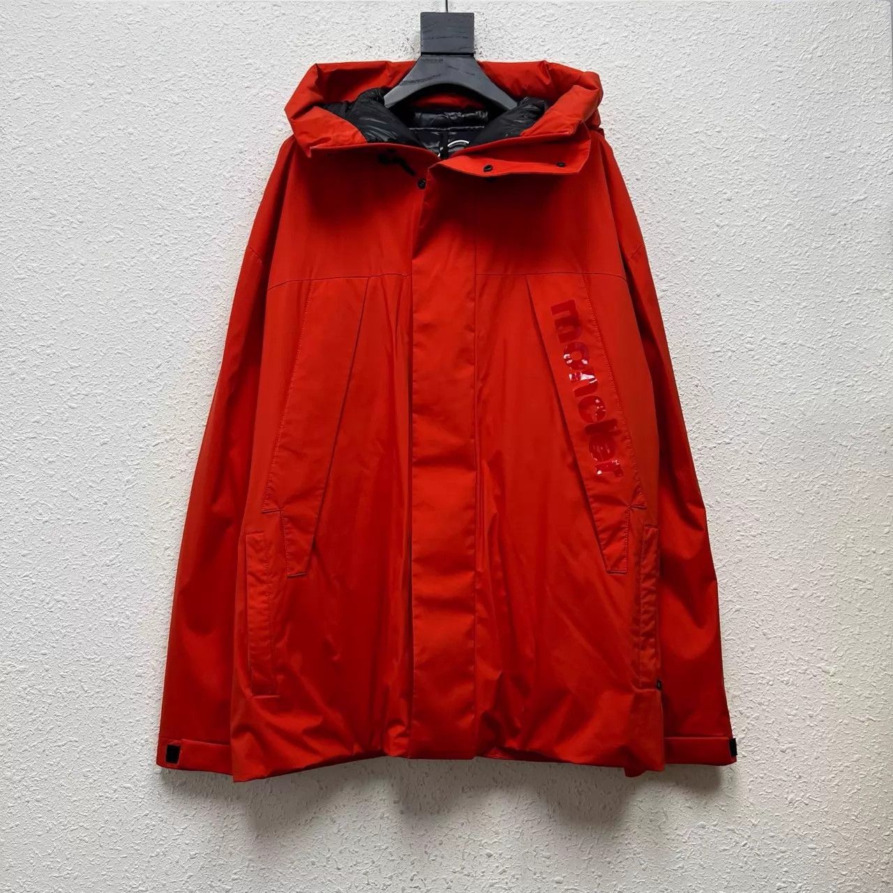 Moncler Moncler Dlliers Waterproof Logo Puffer Jacket Size US M / EU 48-50 / 2 - 1 Thumbnail