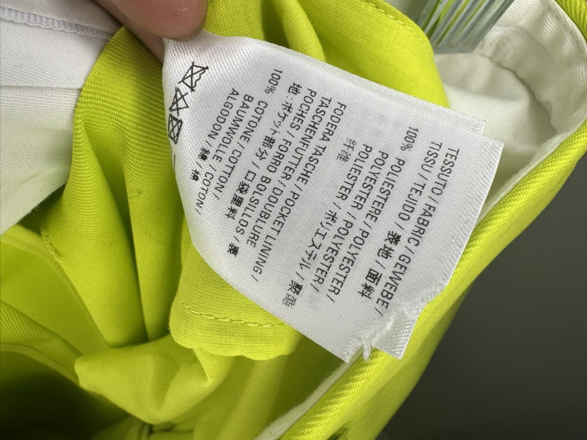 Balenciaga Balenciaga neon yellow trousers Size 28" / US 6 / IT 42 - 14 Thumbnail