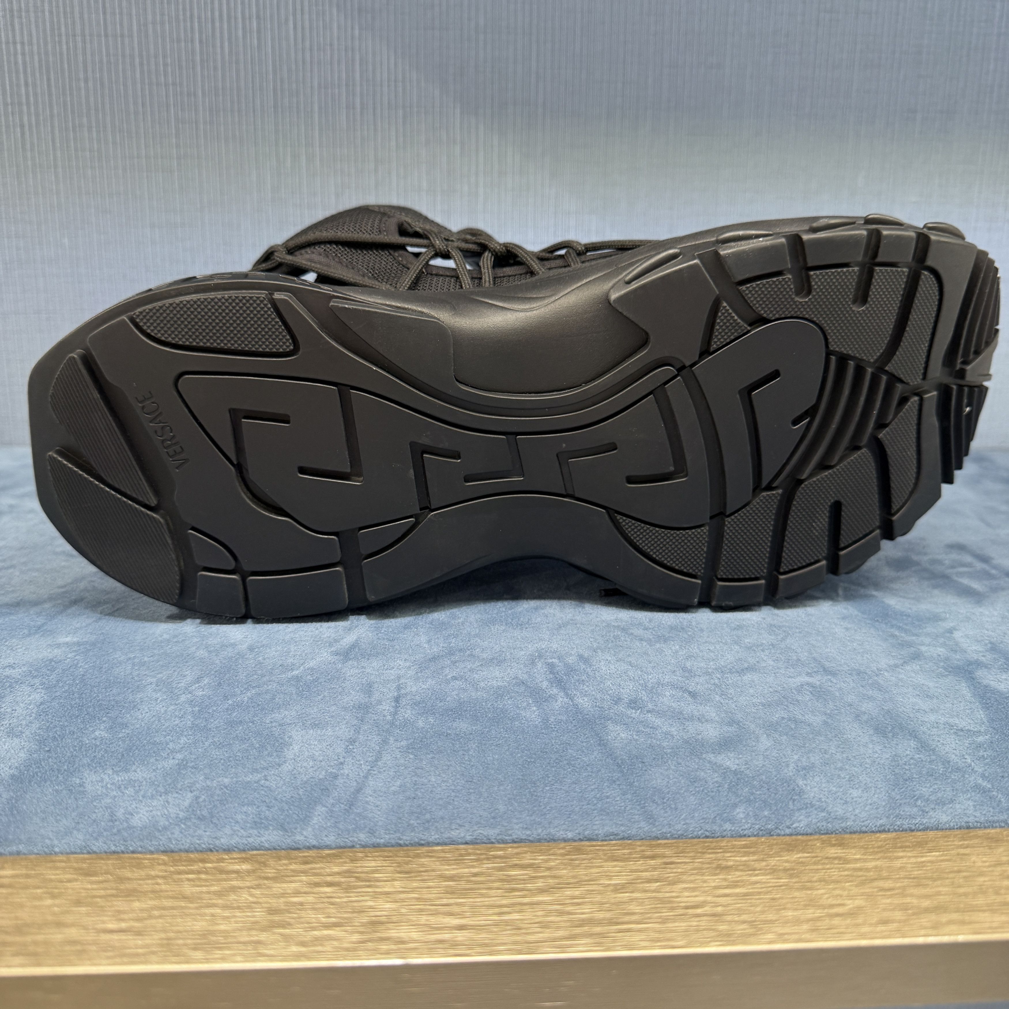Versace VERSACE 1016711, Mercury M_VS_01 Men's Black Sneakers, 42 Size US 9 / EU 42 - 8 Thumbnail