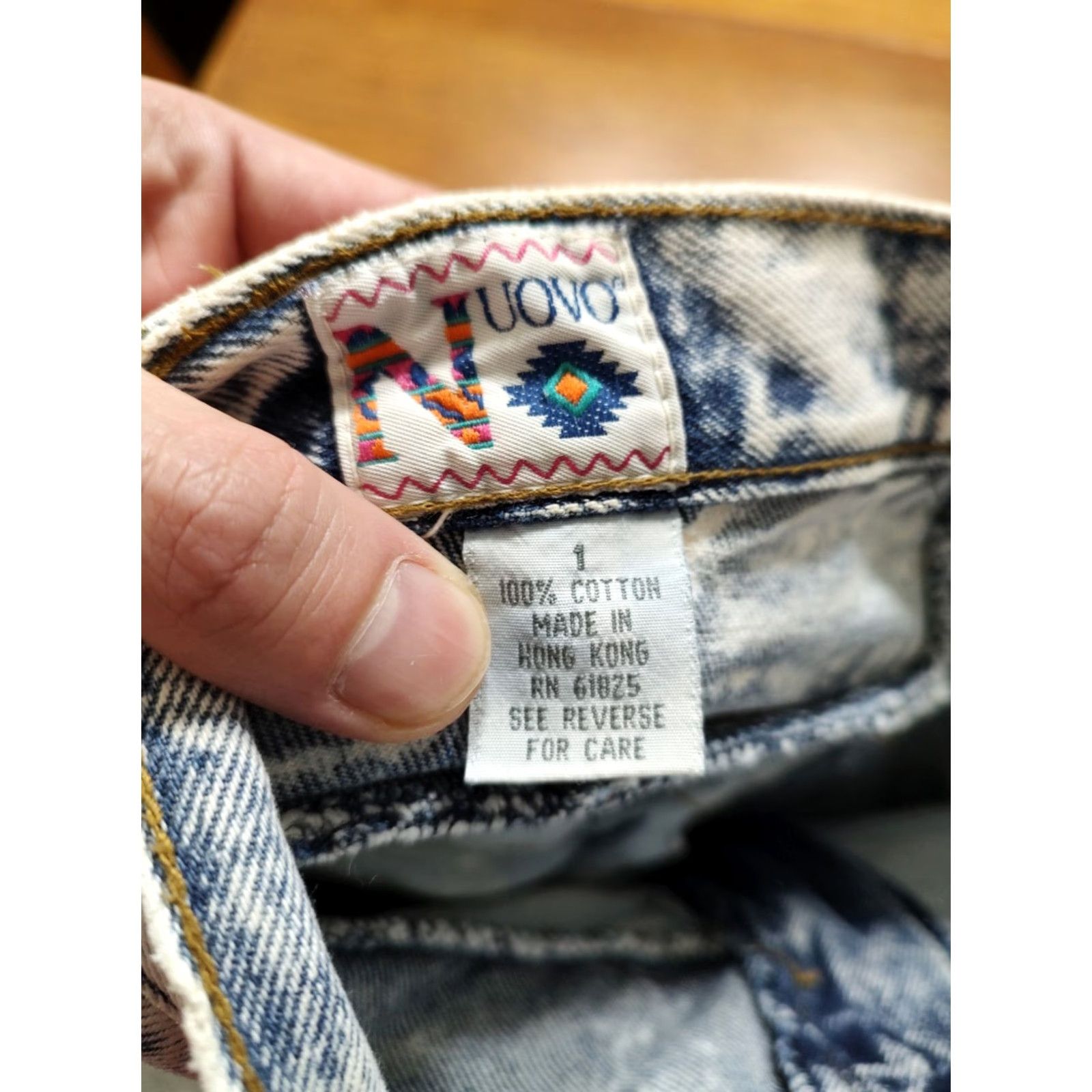 Denime VINTAGE NUOVO Jeans Denim Light Blue 80s Retro 90s Womens 1 24 in Tapered Pleated 27 in Inseam Slim Fit 100% Cotton Snap Button Closure Size 42" / US 20 - 7 Thumbnail