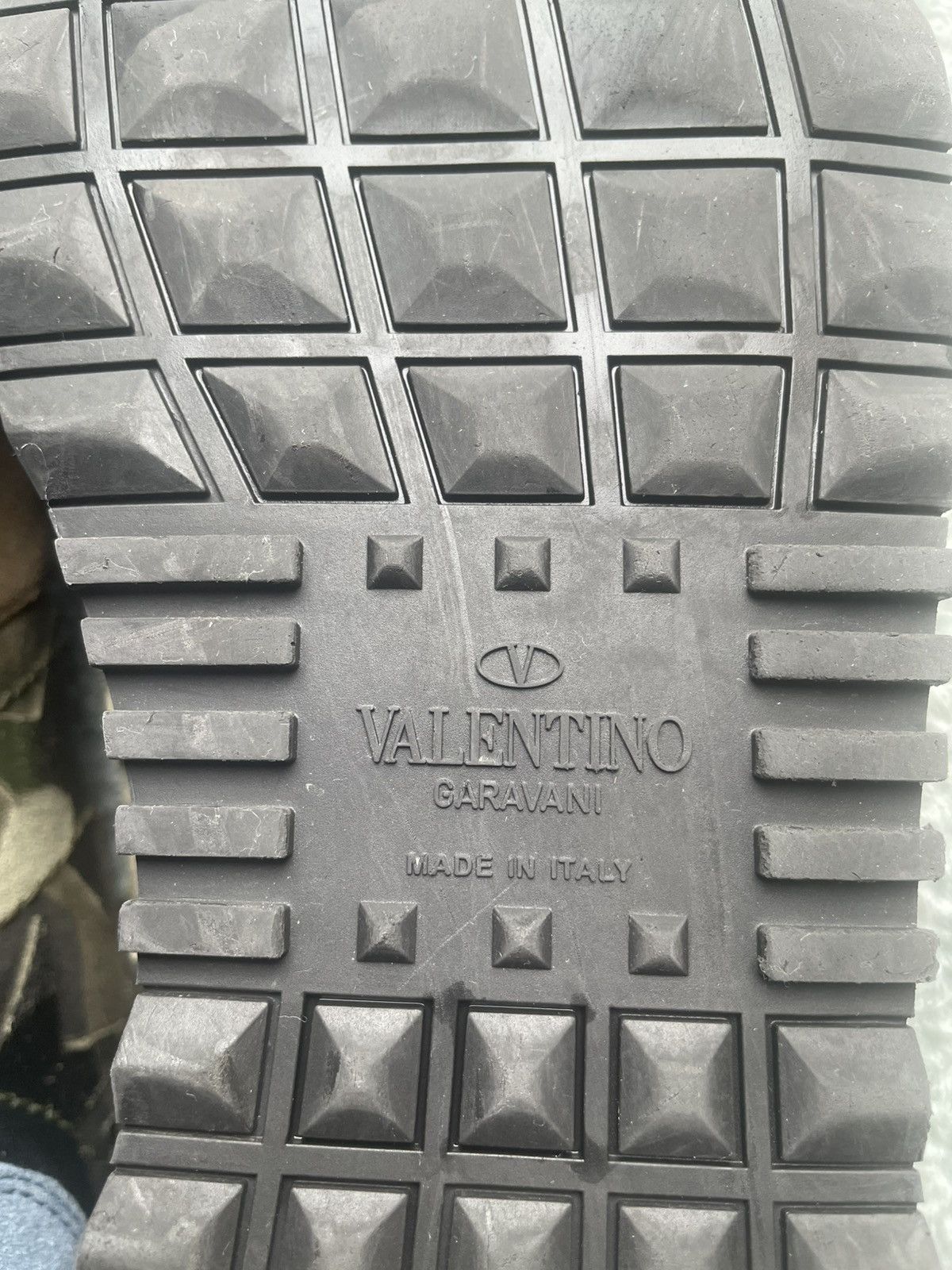 Valentino VALENTINO Star Camo Rockstud Sneakers Khaki Size US 10 / EU 43 - 16 Thumbnail
