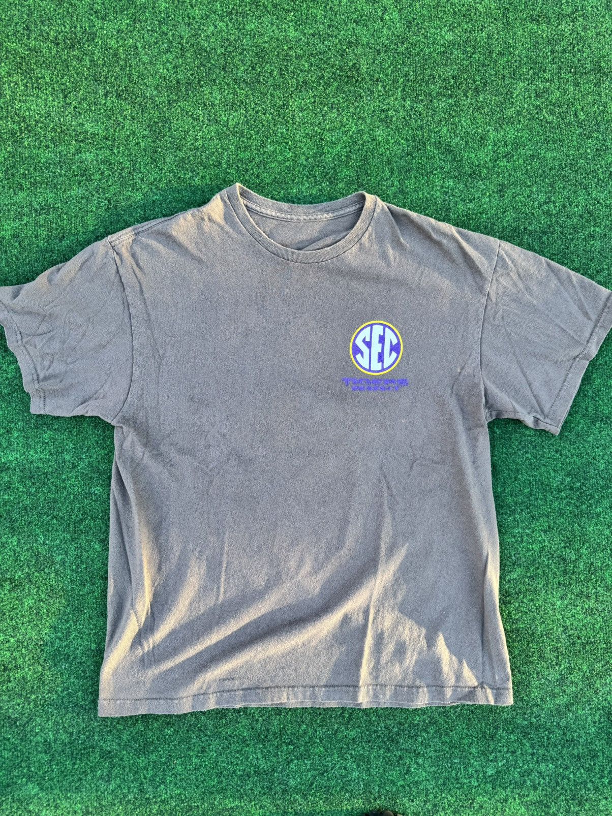 NFL LSU Football T shirt Size US L / EU 52-54 / 3 - 1 Thumbnail