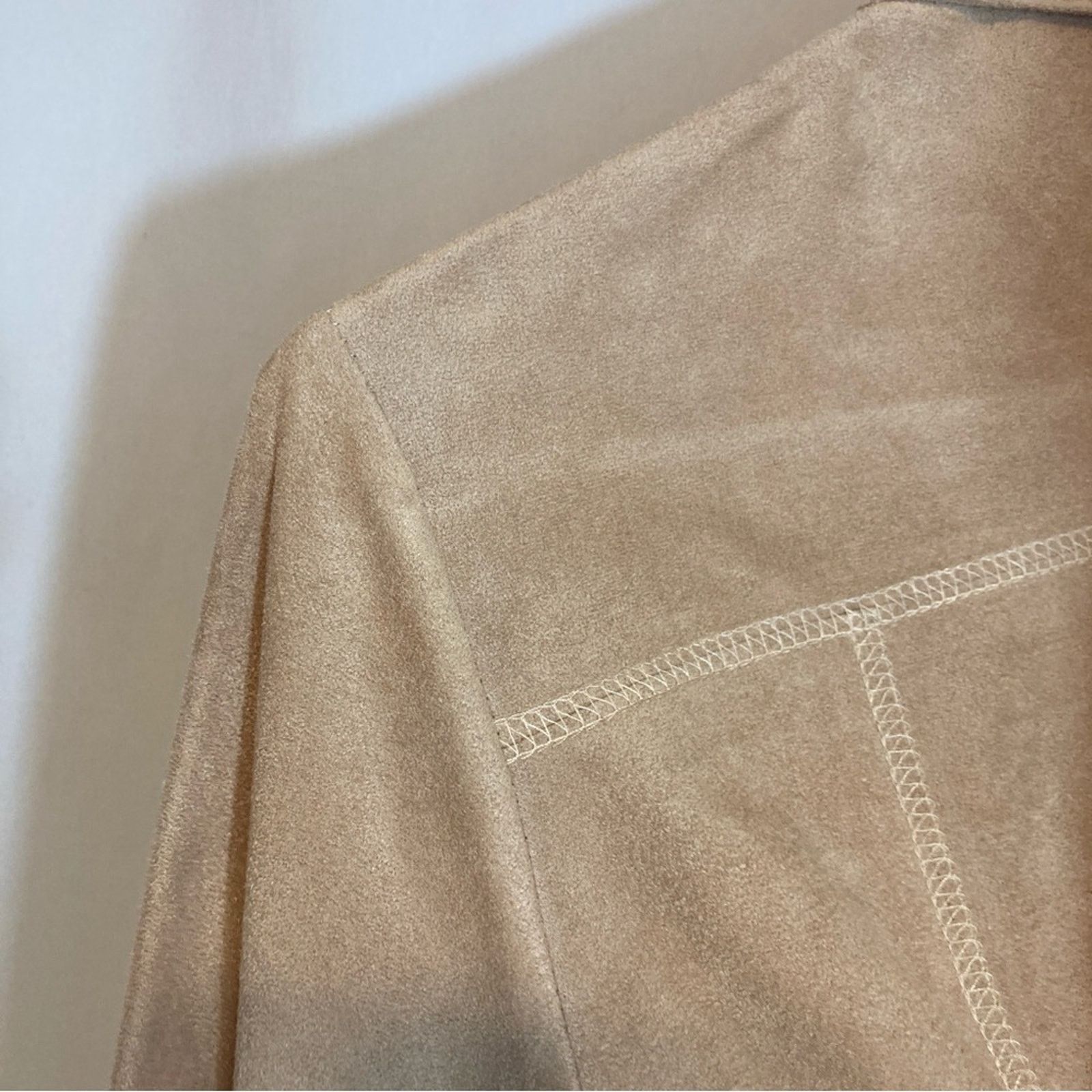 Vintage Vintage Ultra Suede Leather Tan Button Up Blouse Top Size M / US 6-8 / IT 42-44 - 9 Thumbnail