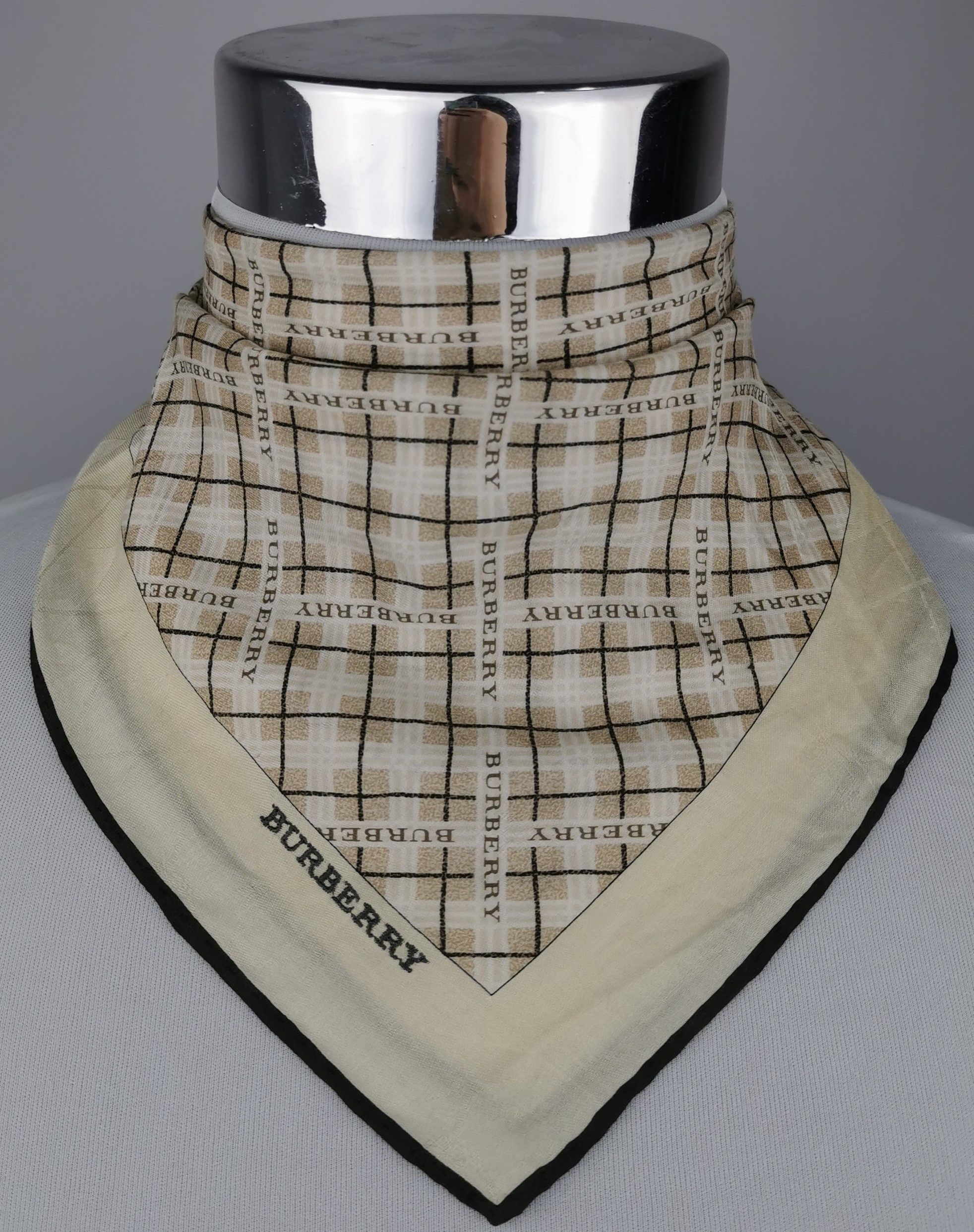Burberry Burberry handkerchief / bandana / neckerchief Size ONE SIZE - 1 Thumbnail