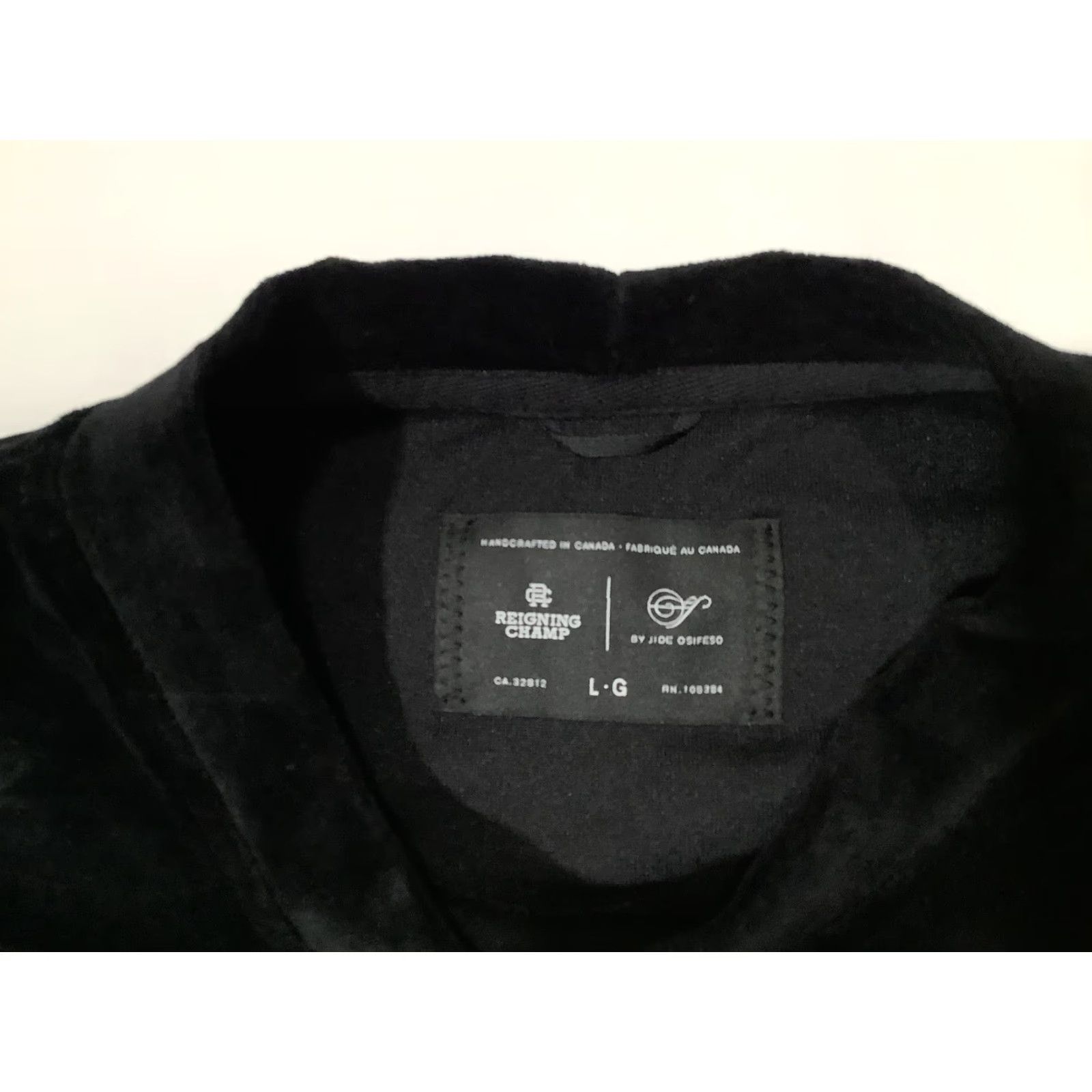 Reigning Champ VINTAGE Reigning Champ Sweatshirt Mens L Black Velour Crewneck Jide Osifeso Size US L / EU 52-54 / 3 - 6 Thumbnail