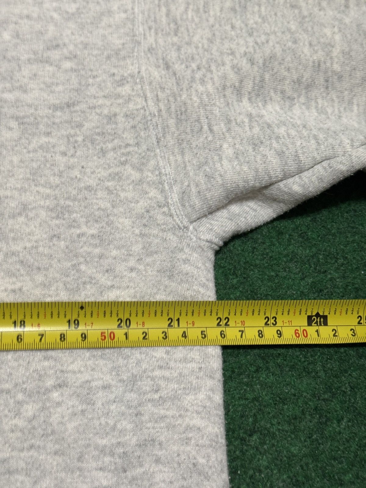 Hanes Glass House In Quality Lodging Vintage M/L 22x25 Sweatshirt Size US L / EU 52-54 / 3 - 5 Thumbnail