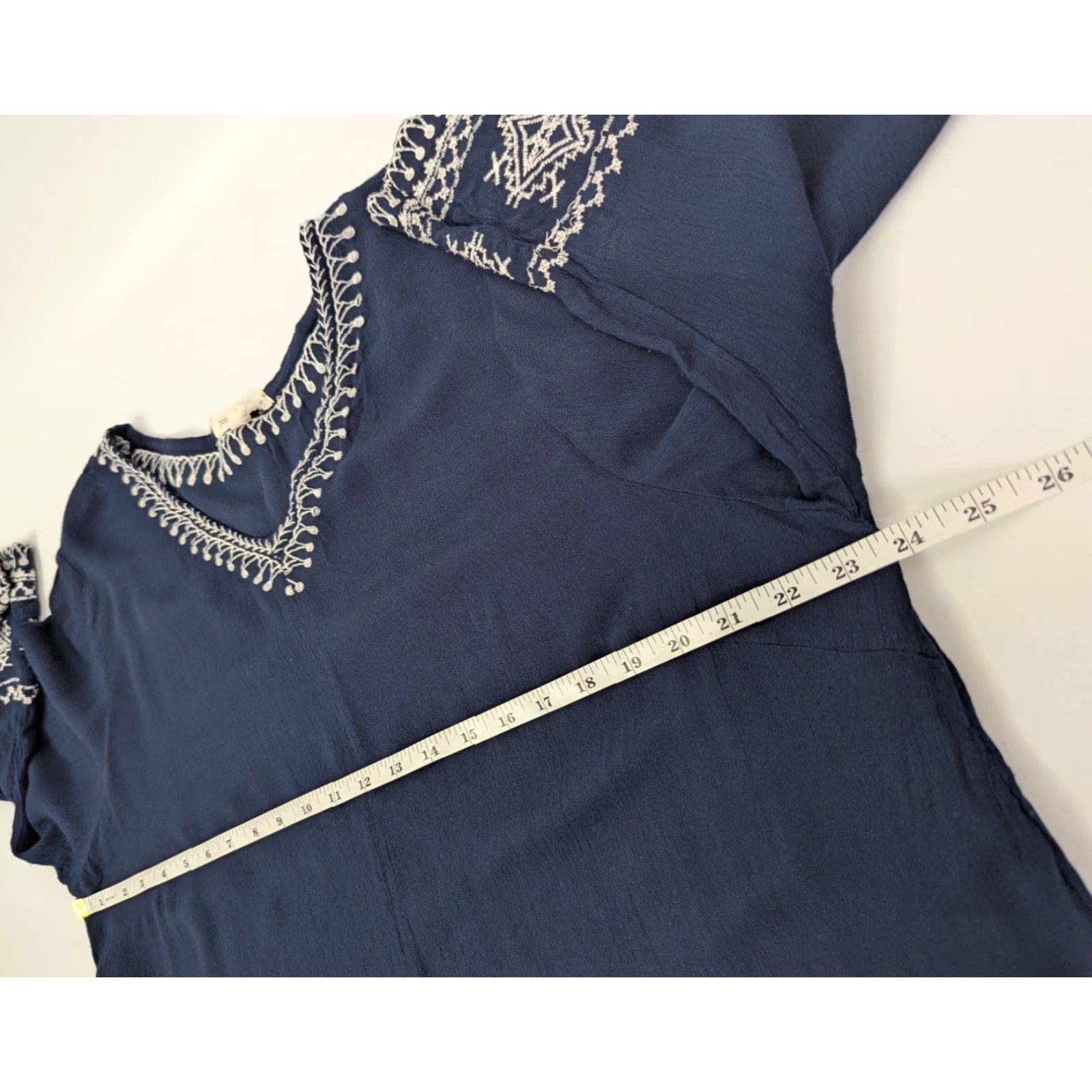 Vintage Jennifer & Grace Women Shirt L Navy V-Neck 3/4 Sleeve Rayon Blouse Size L / US 10 / IT 46 - 7 Thumbnail