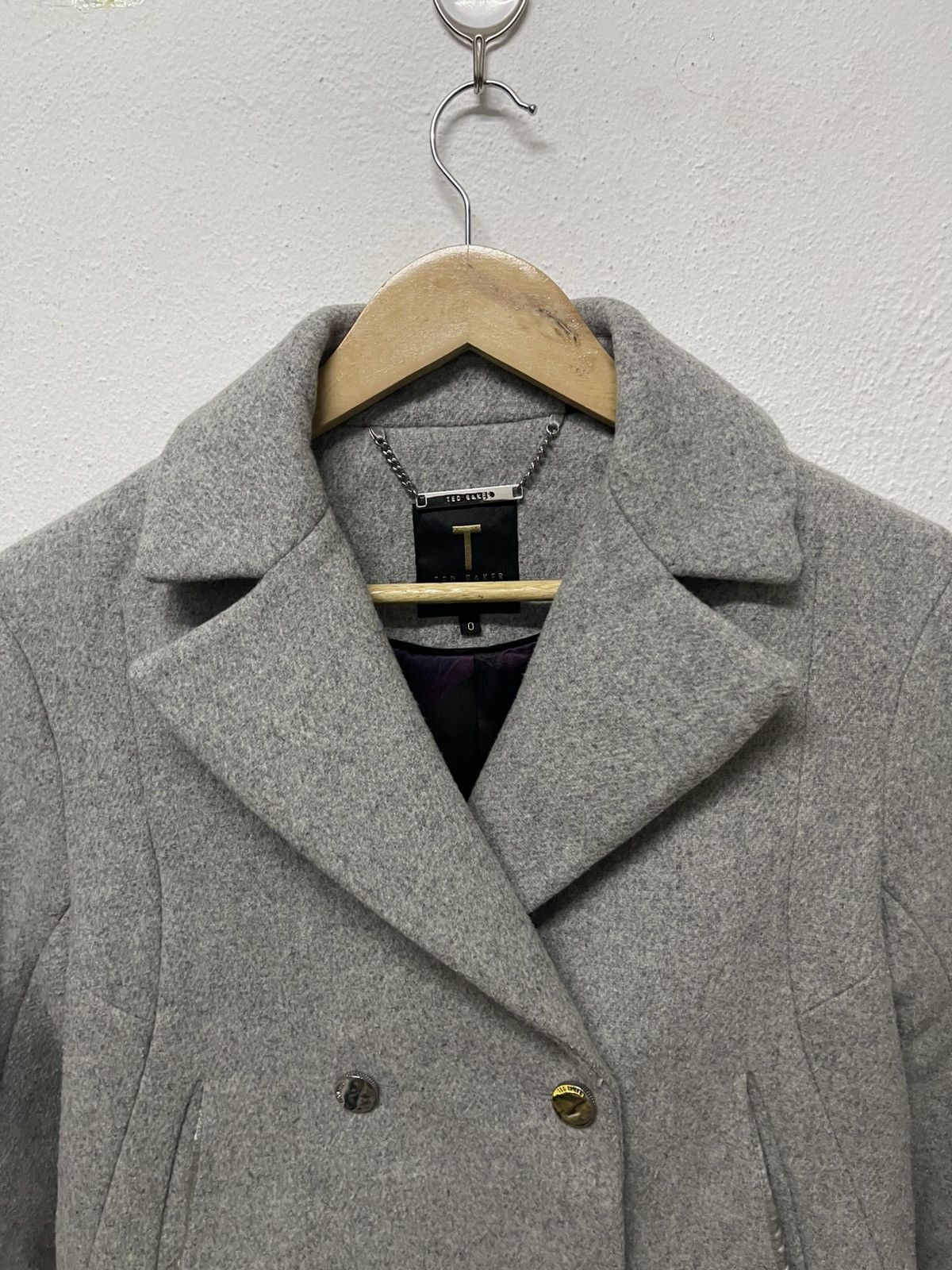 Ted Baker 2000s TED BAKER LONDON DOUBLE BREASTED CROP WOOL JACKET Size XS / US 0-2 / IT 36-38 - 5 Thumbnail