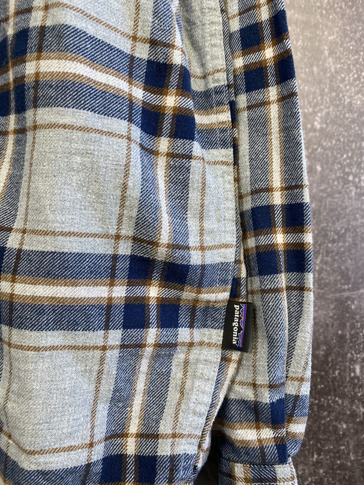 Patagonia Patagonia Shirt Large Mens Button Up Long Sleeve Organic Size US L / EU 52-54 / 3 - 3 Thumbnail