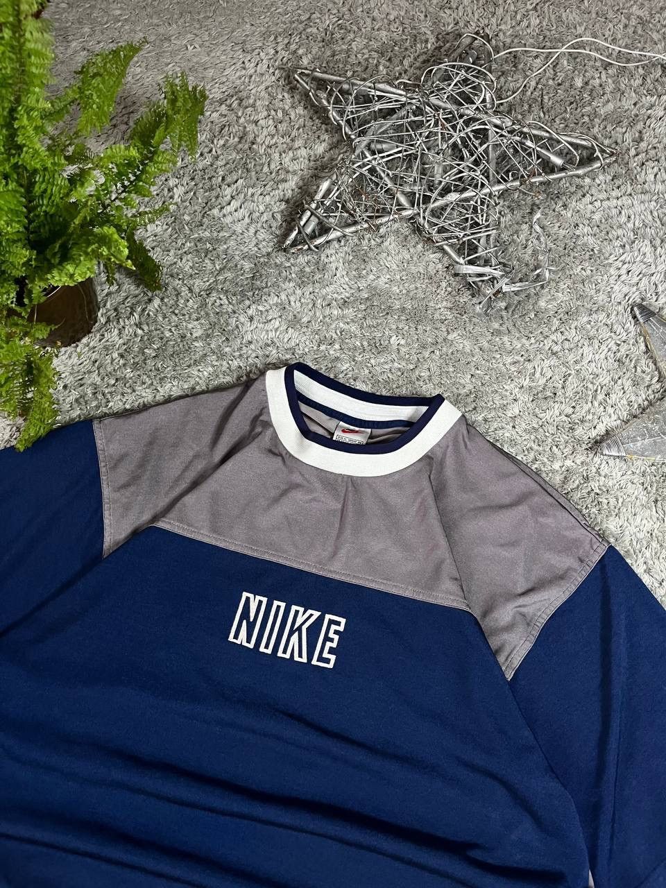Nike × Vintage 90s T-Shirt Nike Vintage Streetwear Center Logo Rare Swoosh Size US XL / EU 56 / 4 - 2 Thumbnail