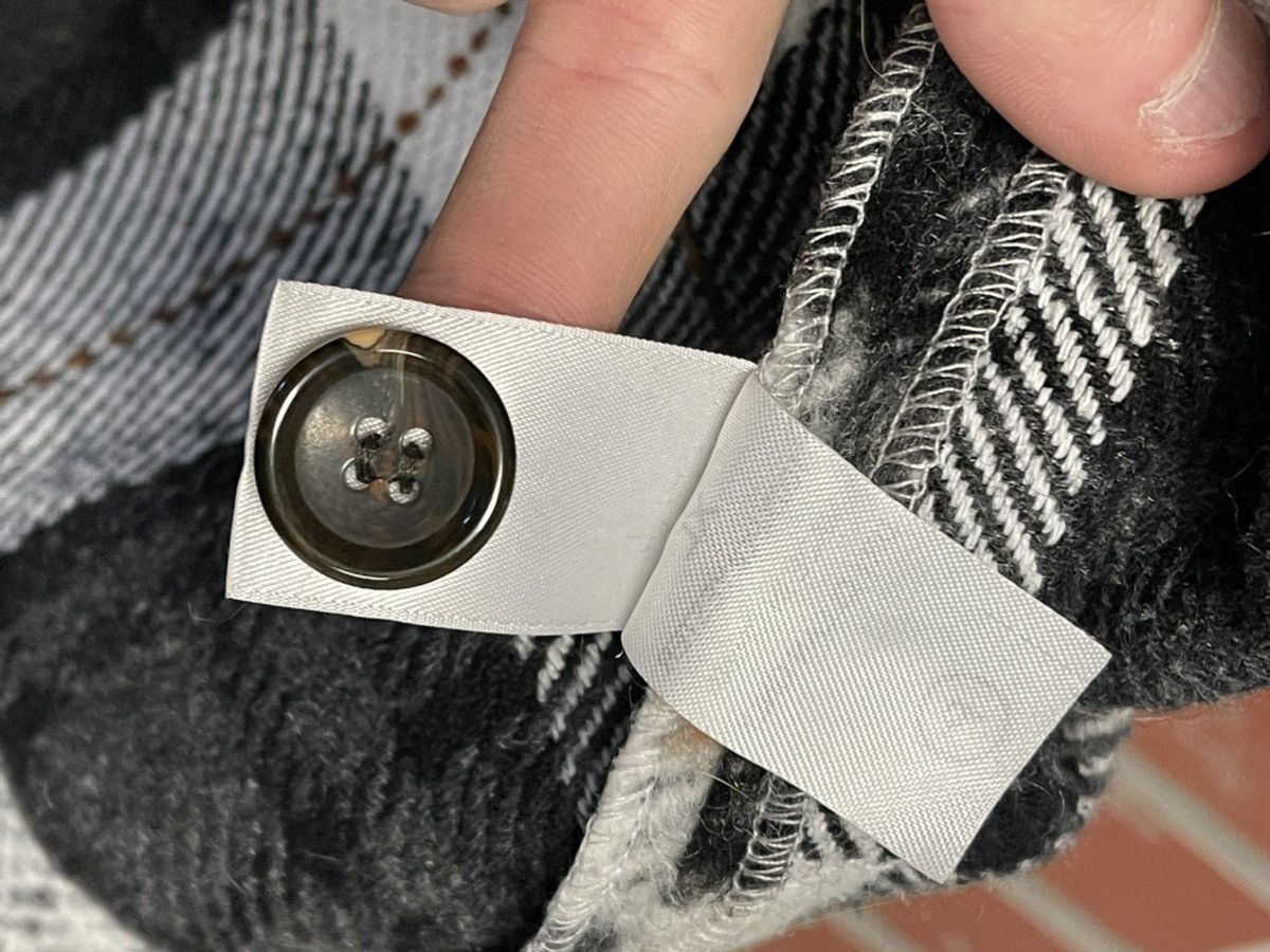 Sinclair Global Size XL - Sinclair Global Flannel Button Up “SOLD OUT” Size US XL / EU 56 / 4 - 14 Thumbnail