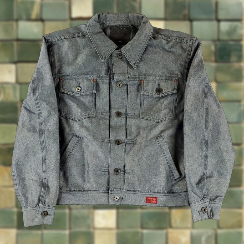 Guess VINTAGE Guess Denim Jean Jacket 90s Blue Gray Mens M Trucker Jacket Size US M / EU 48-50 / 2 - 1 Thumbnail