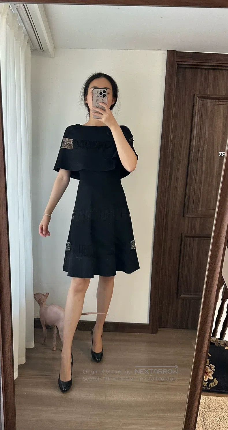Valentino Valentino dress Size M / US 6-8 / IT 42-44 - 2 Thumbnail