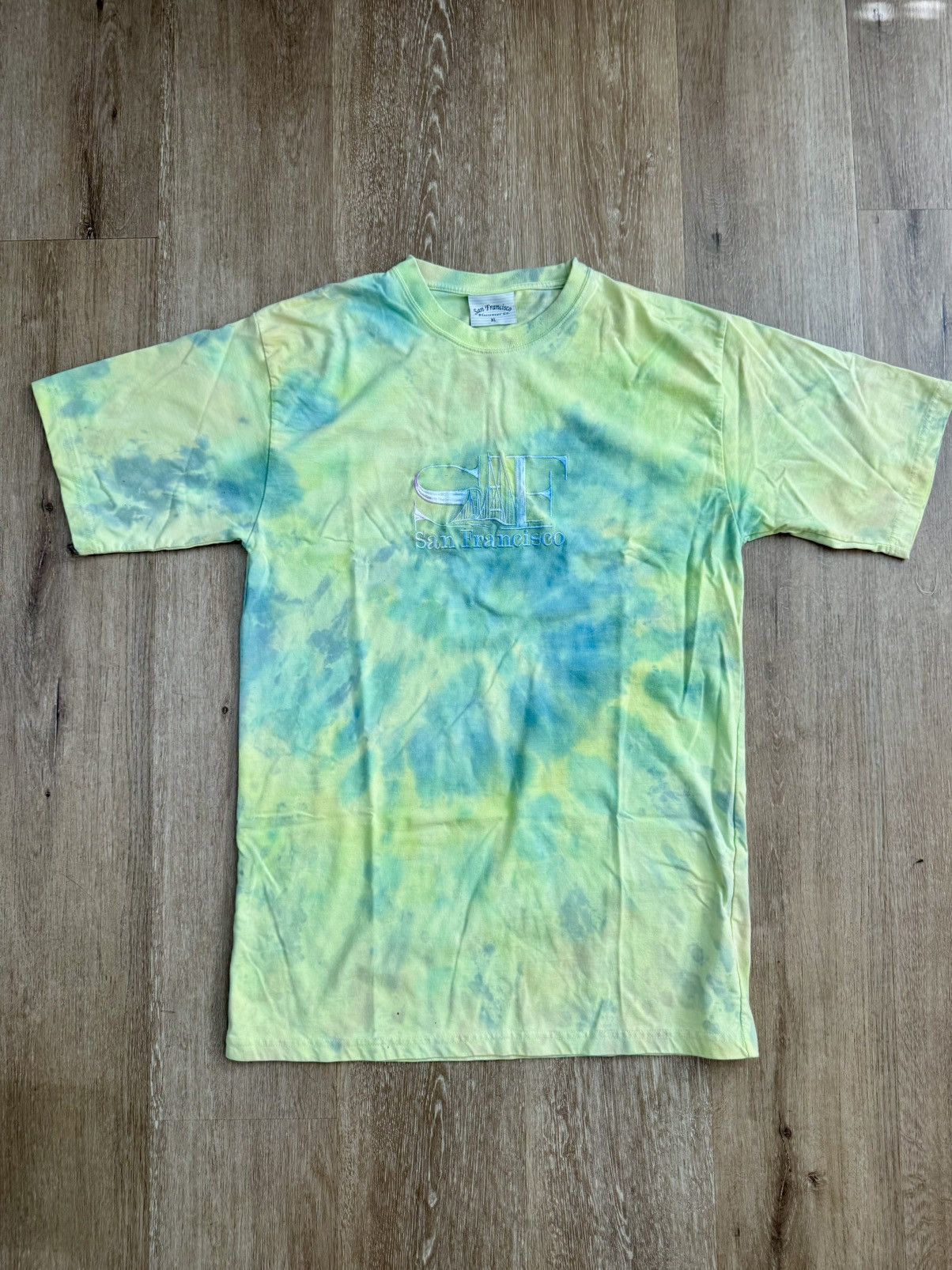 Vintage Spiral Tie Dye Embroidered San Fransisco 90s Tee Size US L / EU 52-54 / 3 - 4 Thumbnail