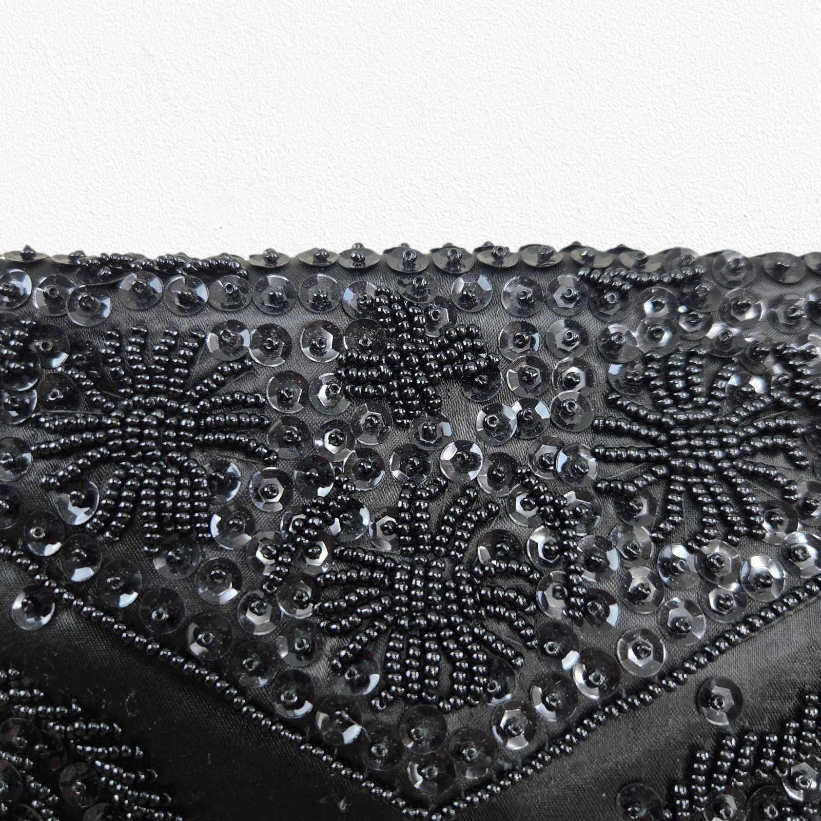Vintage 1950s Black Beaded Satin Evening Clutch Purse Size ONE SIZE - 2 Thumbnail