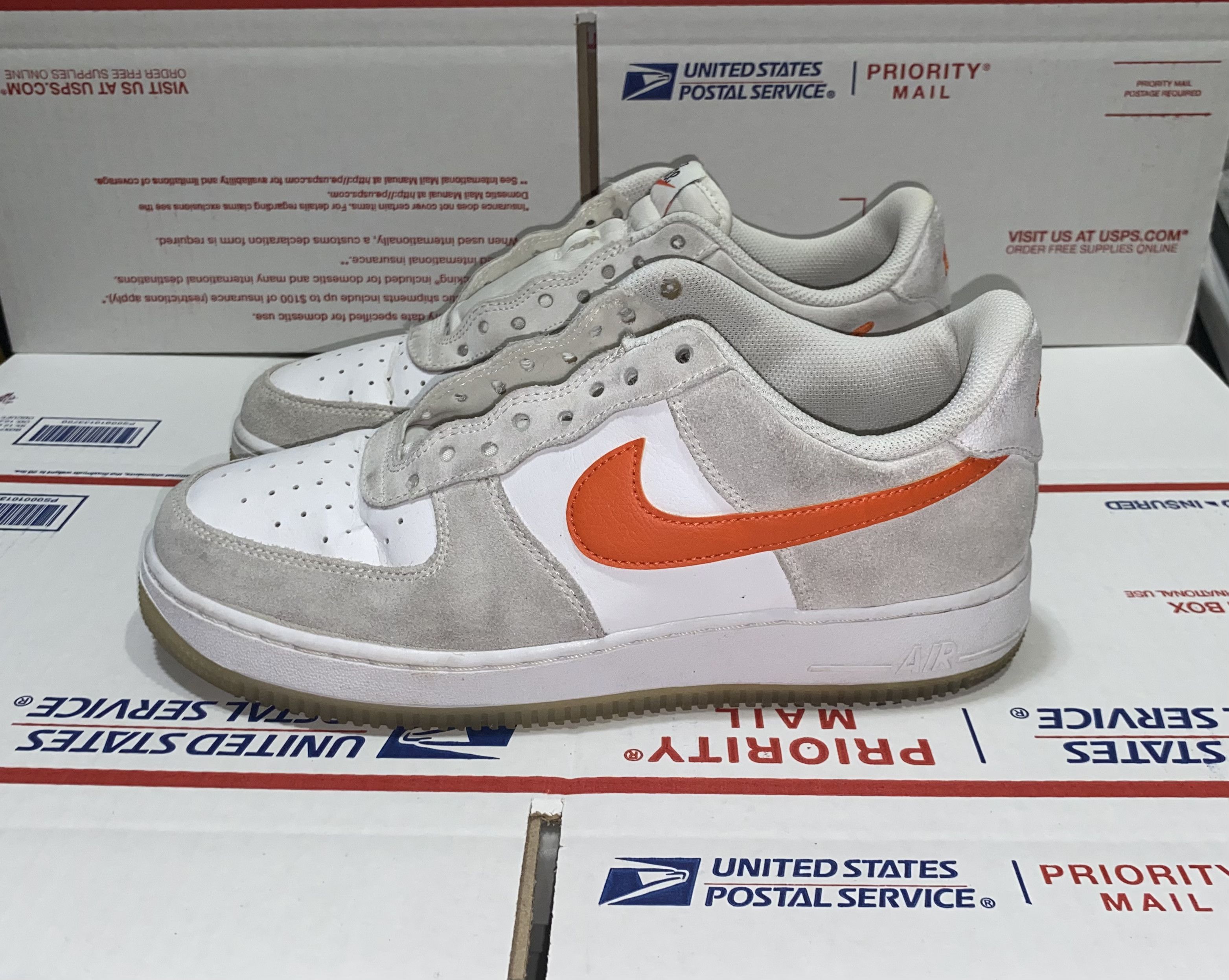 Nike Nike Womens Air Force ONE 1 Low Lo First 1st Use shoes 10 US Size US 10 / IT 40 - 6 Thumbnail