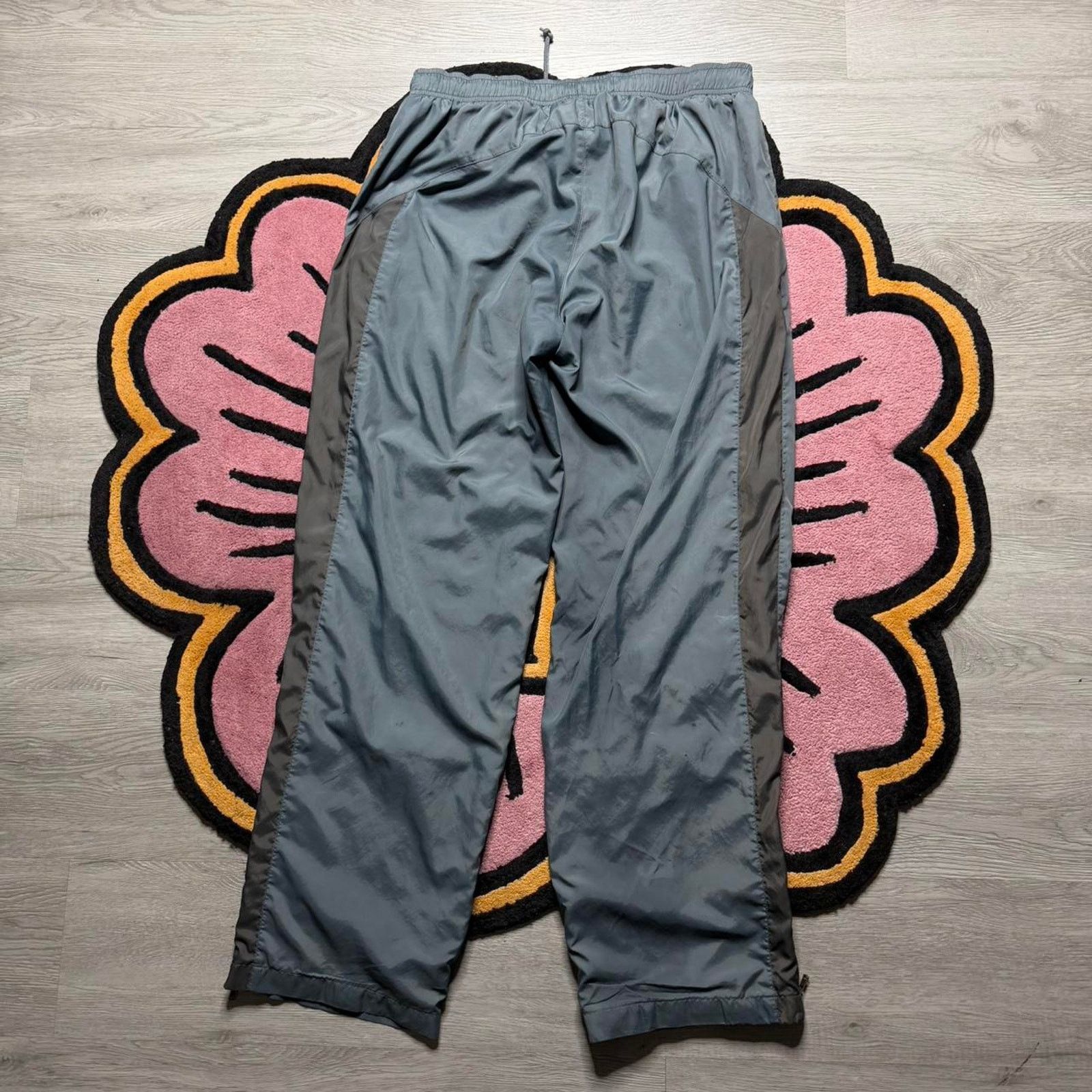 Nike Nike Sportswear Embroidered Logo Track Pants Size Large Grey Size US 34 / EU 50 - 7 Thumbnail
