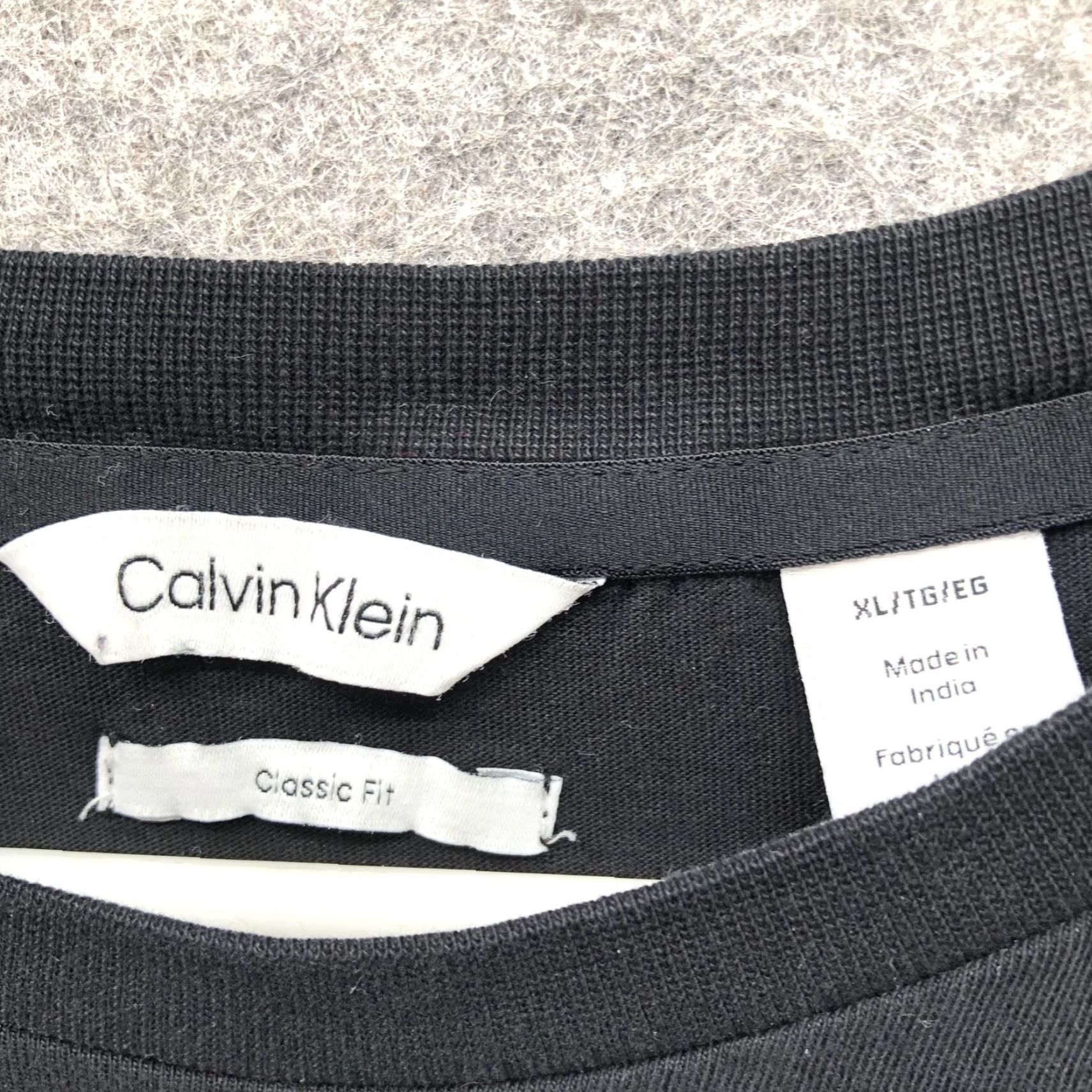 Calvin Klein Calvin Klein Long Sleeve T Shirt Mens XL Classic Fit Black Crewneck Cotton Size US XL / EU 56 / 4 - 6 Thumbnail